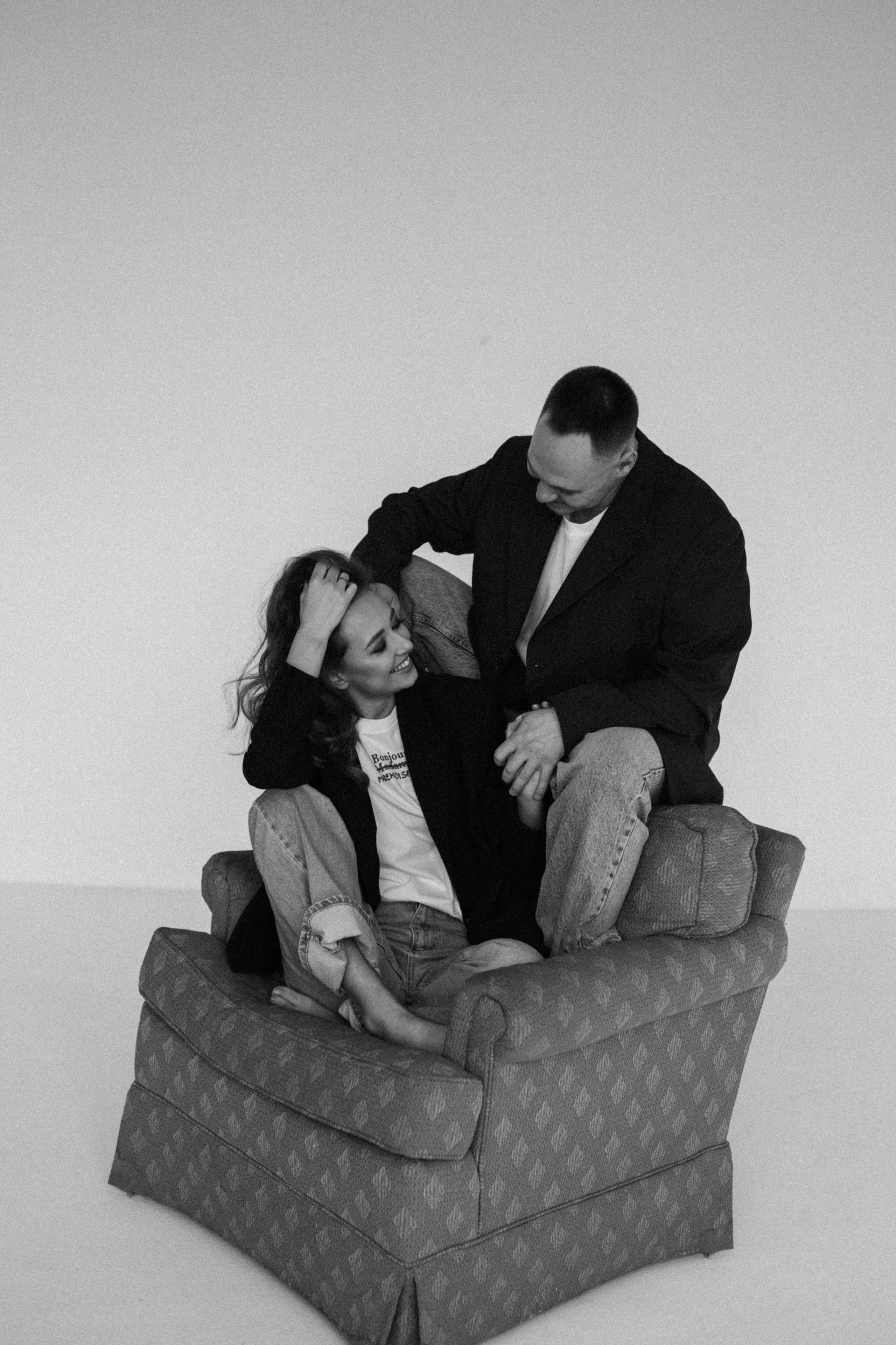 Любовь в белом зале. Варвара Синицына: семейный фотограф в Москве