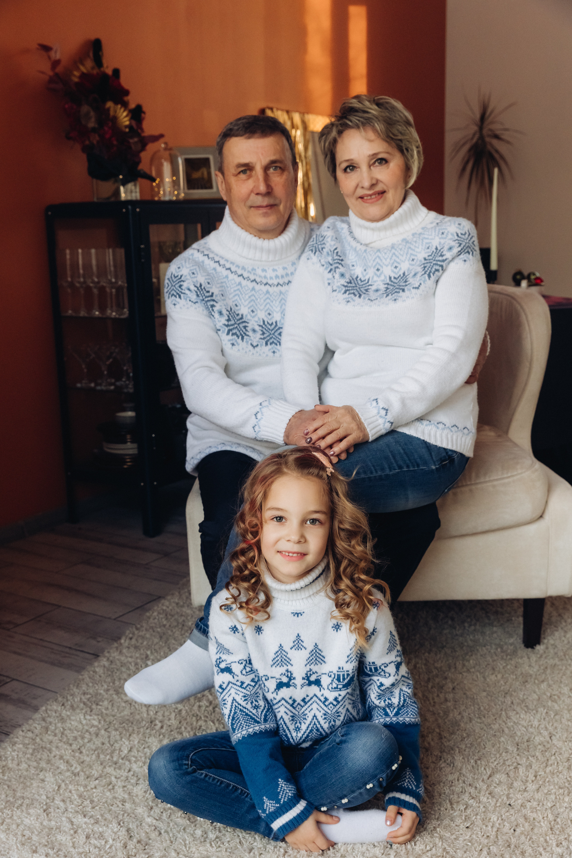 Семейная фотосессия студия Simple. Свадебный и семейный фотограф в Улан-Удэ