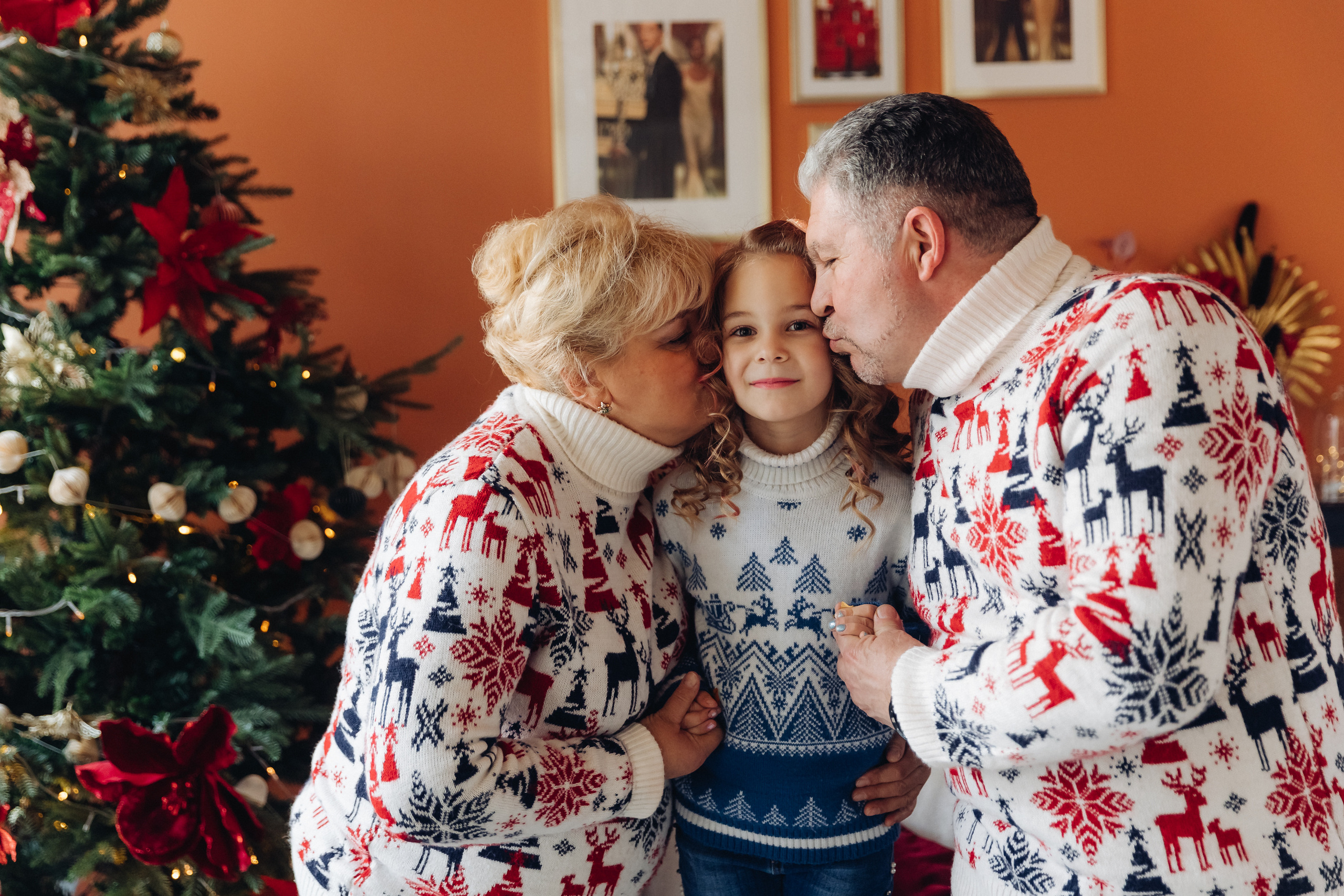 Семейная фотосессия студия Simple. Свадебный и семейный фотограф в Улан-Удэ