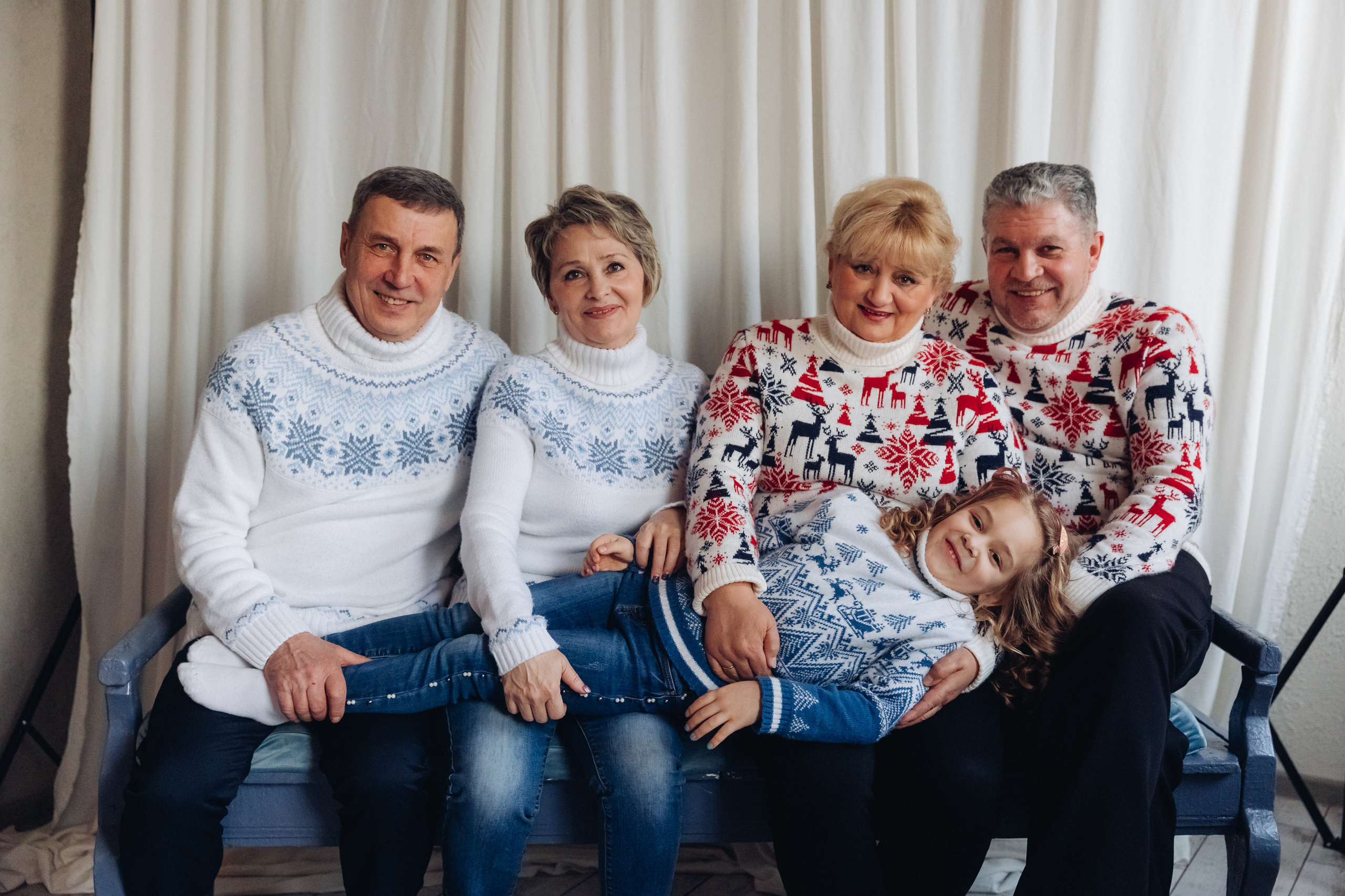 Семейная фотосессия студия Simple. Свадебный и семейный фотограф в Улан-Удэ