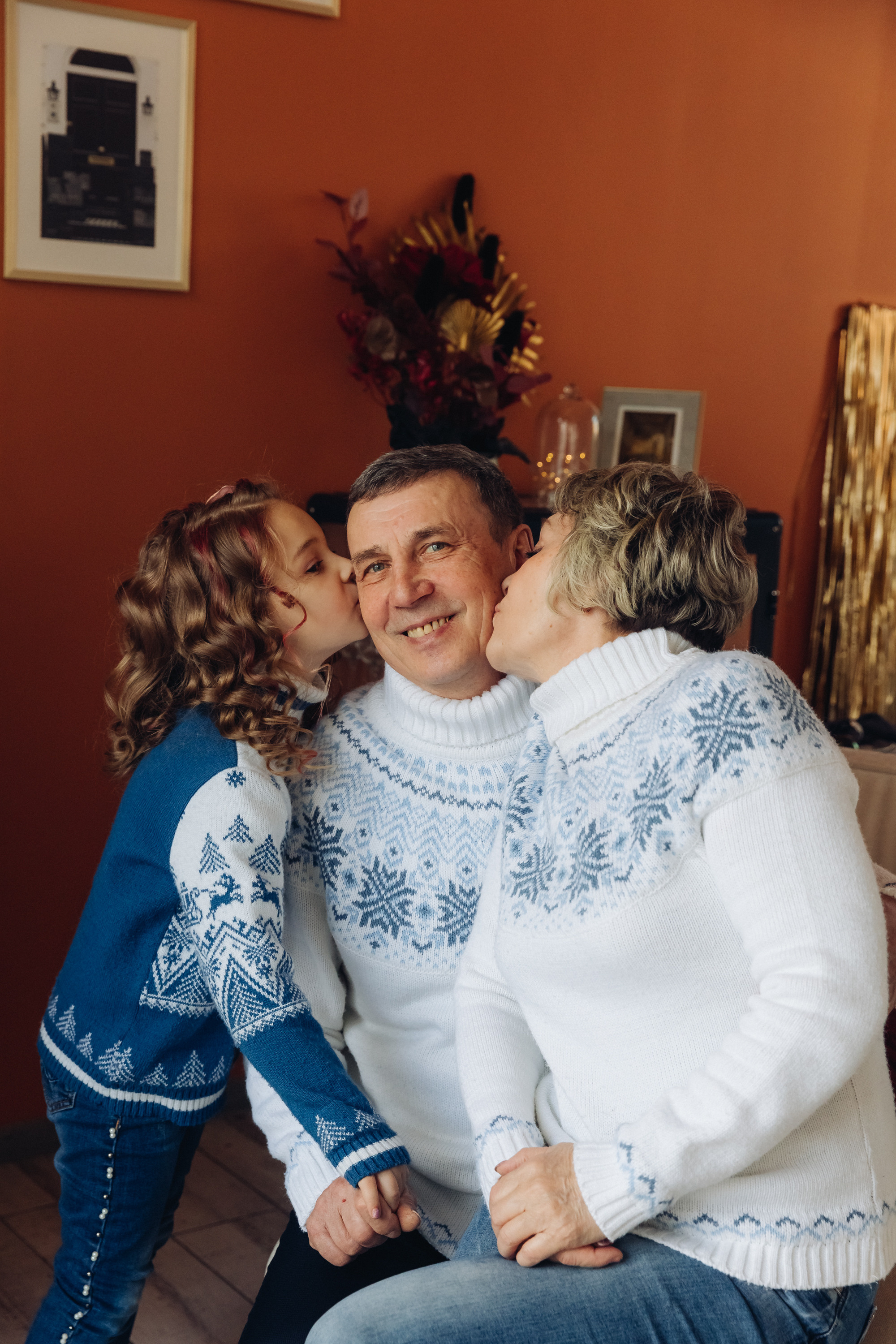 Семейная фотосессия студия Simple. Свадебный и семейный фотограф в Улан-Удэ