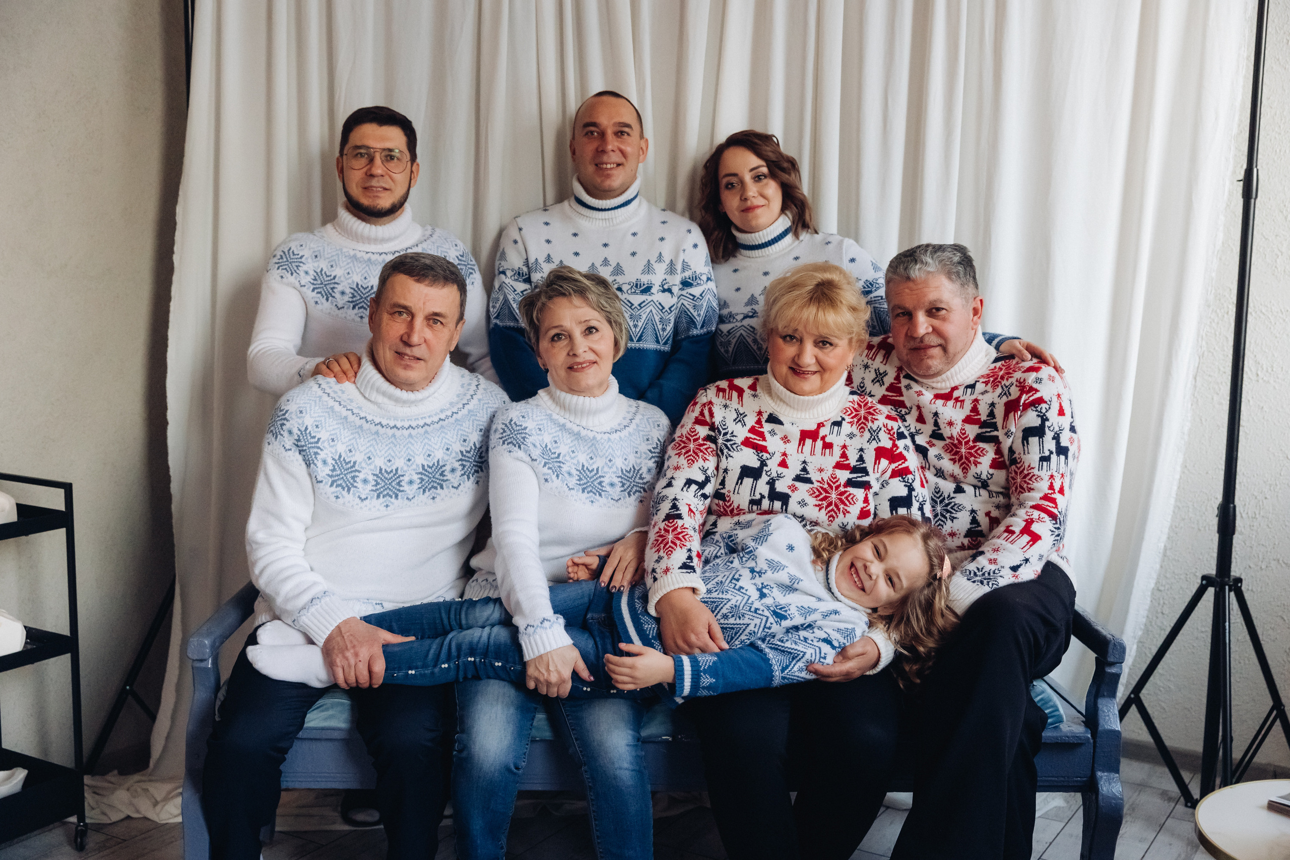 Семейная фотосессия студия Simple. Свадебный и семейный фотограф в Улан-Удэ