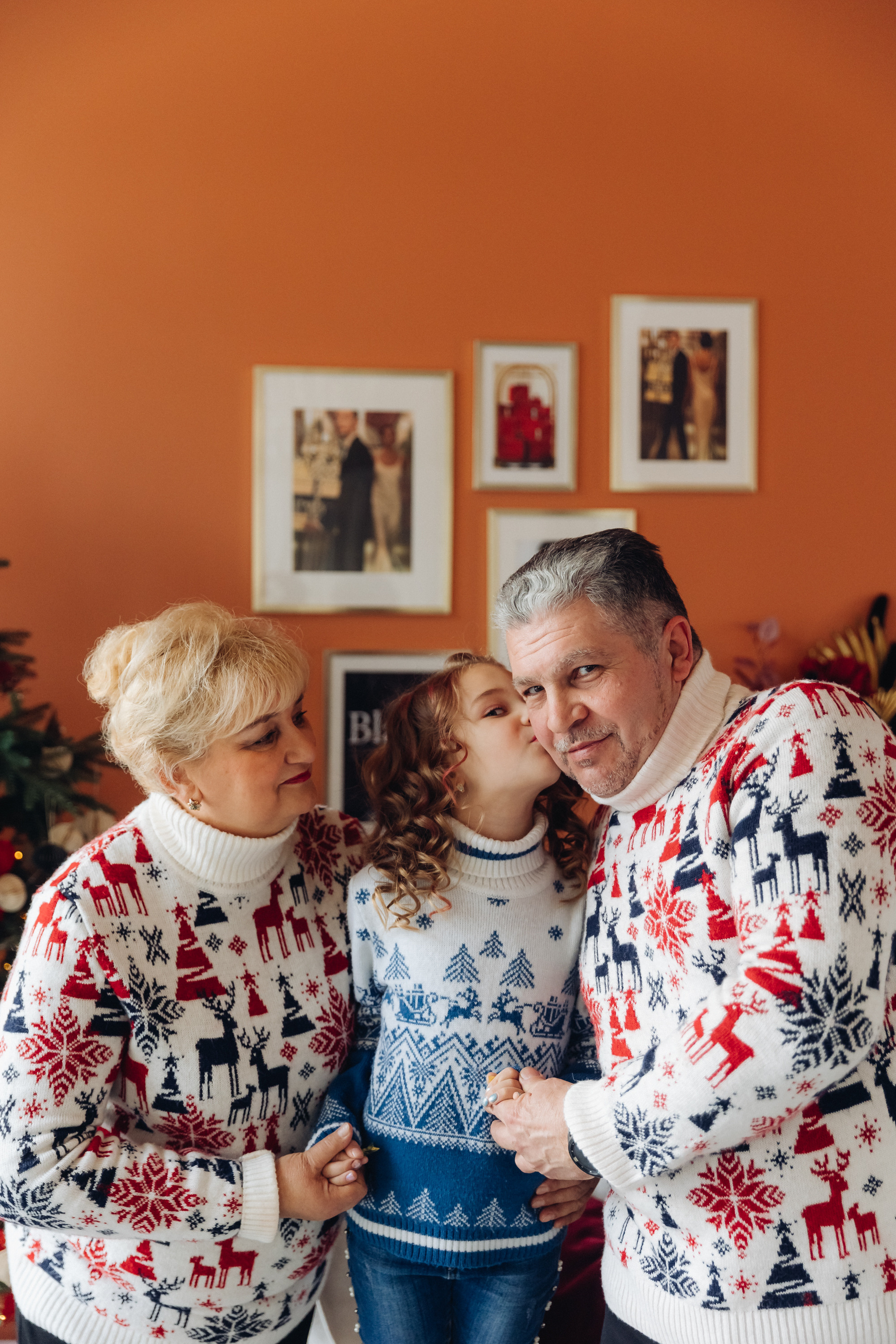 Семейная фотосессия студия Simple. Свадебный и семейный фотограф в Улан-Удэ