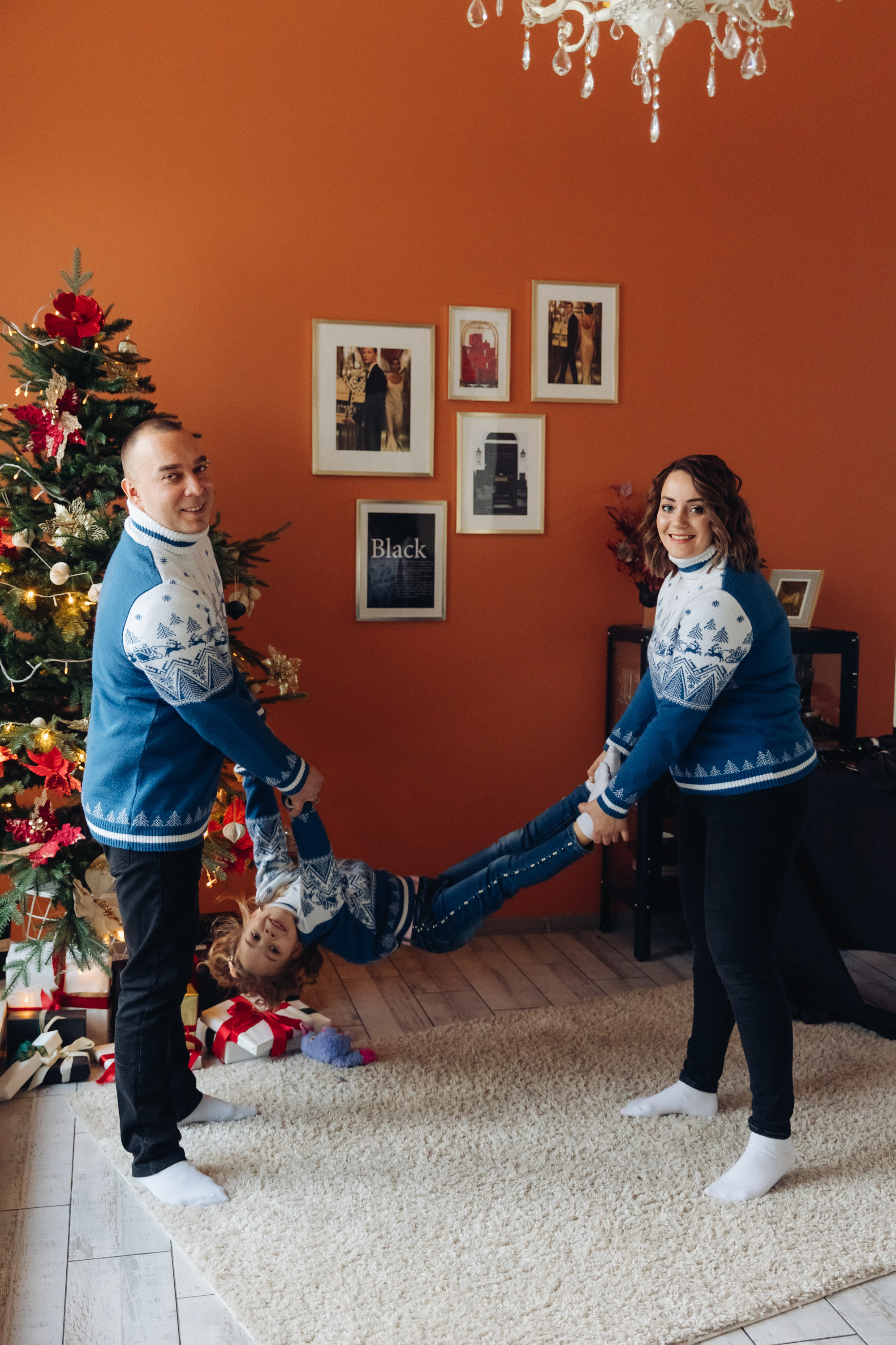 Семейная фотосессия студия Simple. Свадебный и семейный фотограф в Улан-Удэ