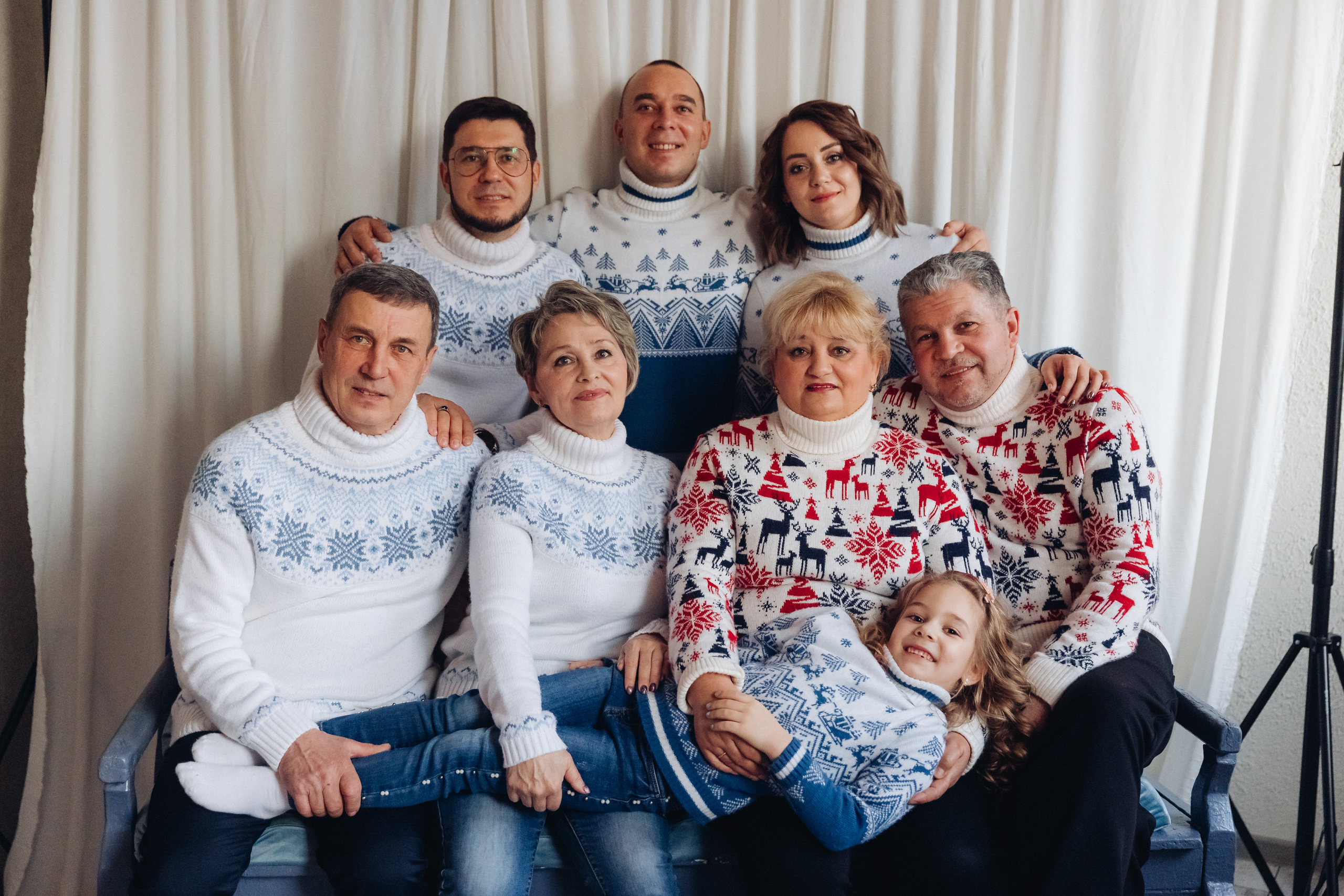 Семейная фотосессия студия Simple. Свадебный и семейный фотограф в Улан-Удэ