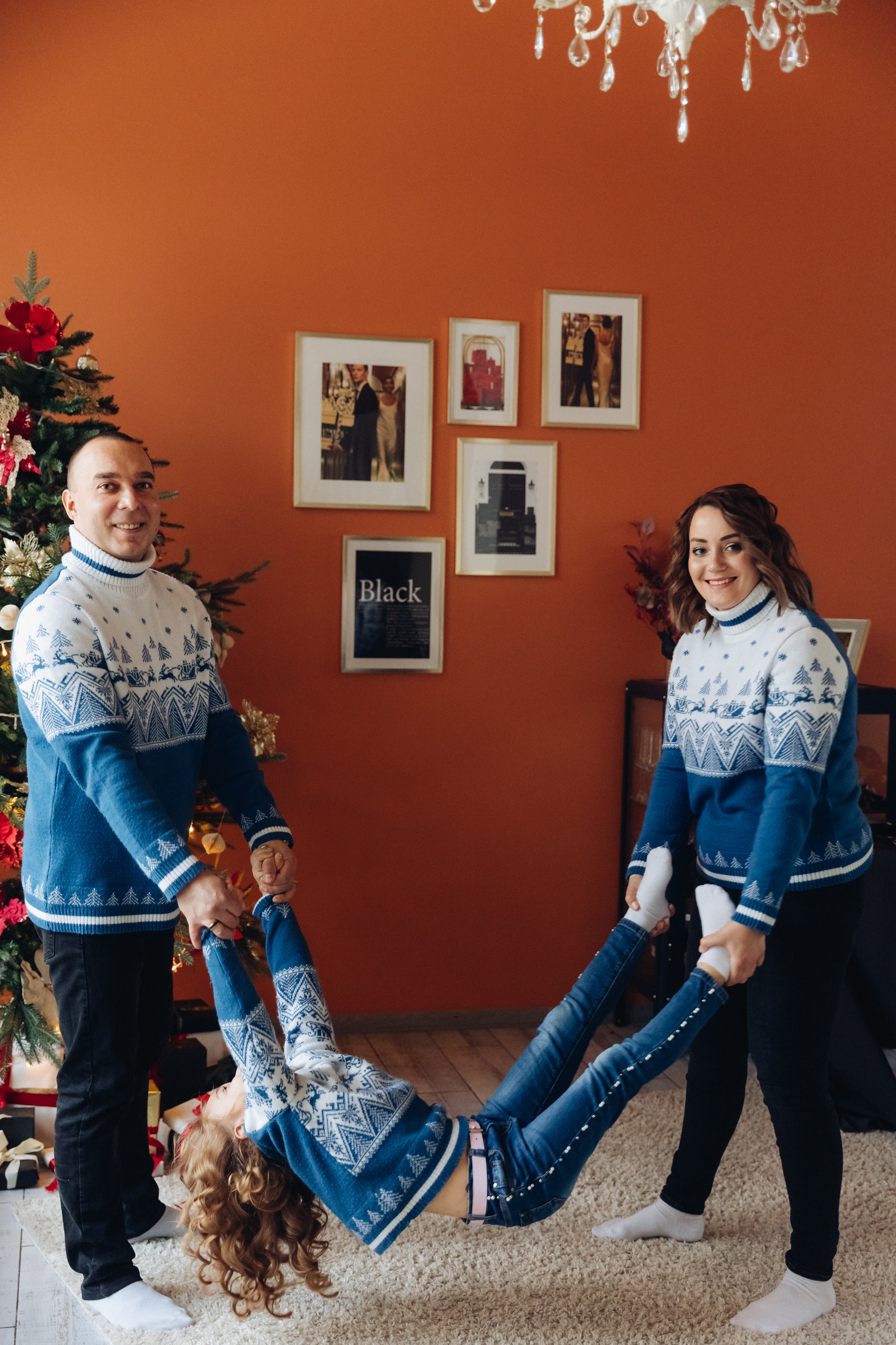 Семейная фотосессия студия Simple. Свадебный и семейный фотограф в Улан-Удэ