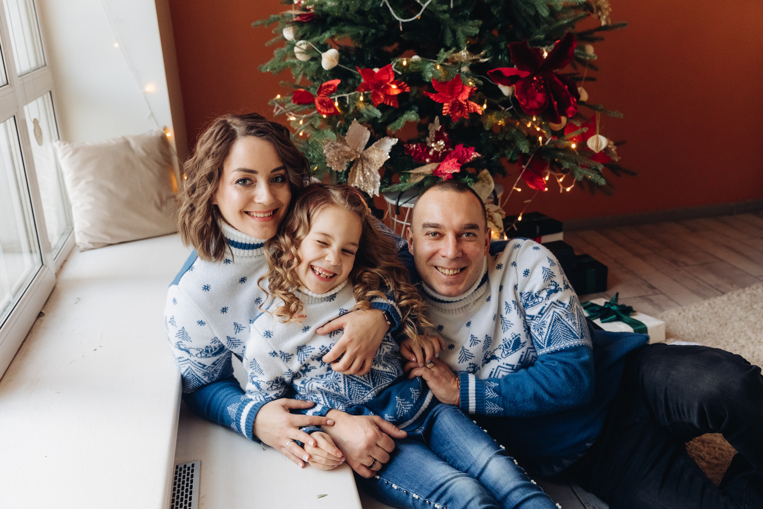 Семейная фотосессия студия Simple. Свадебный и семейный фотограф в Улан-Удэ