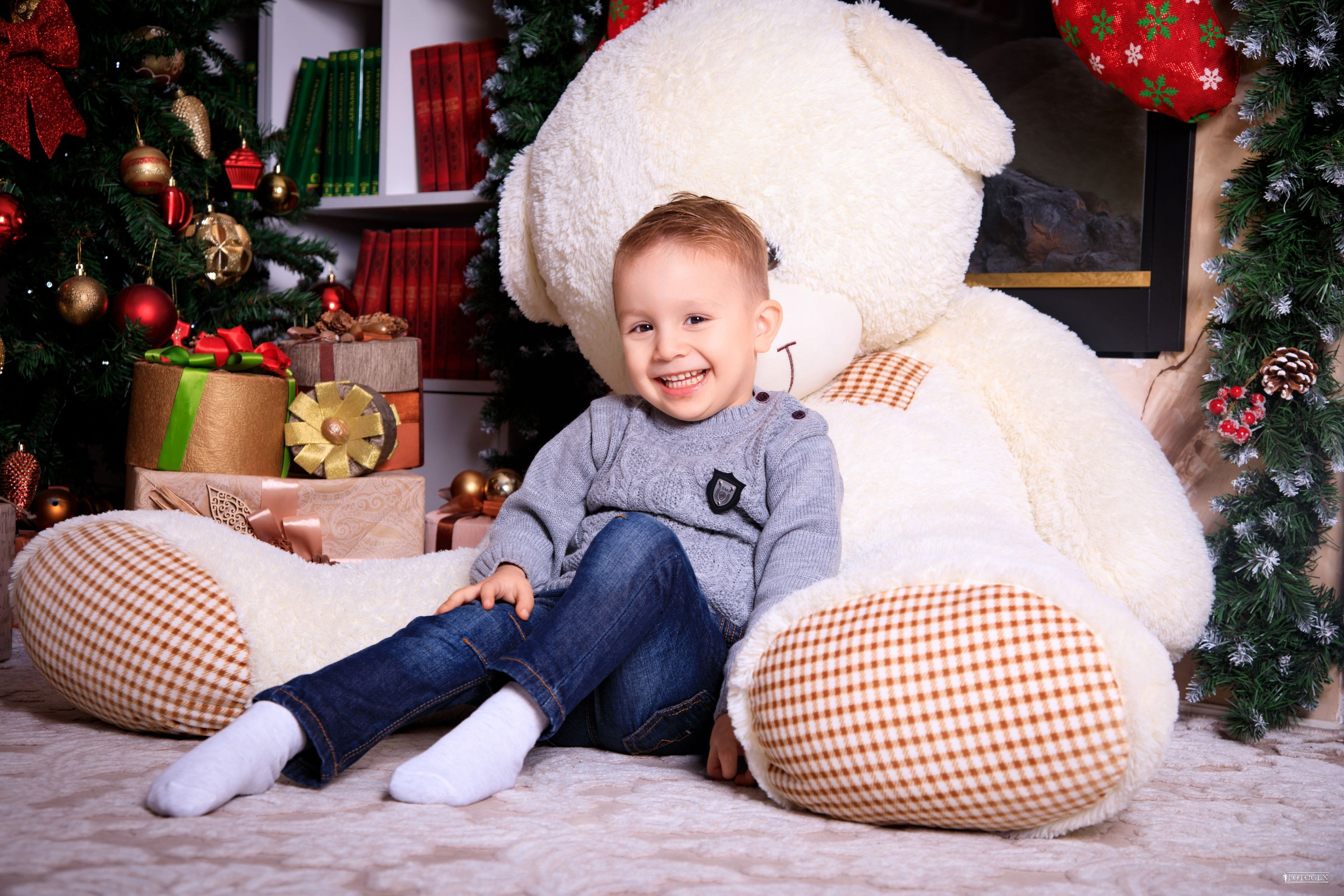 Портфолио новогодние фотосессии для детей в Краснодаре. Интерьерная фотостудия FOTOGEN г. Краснодар