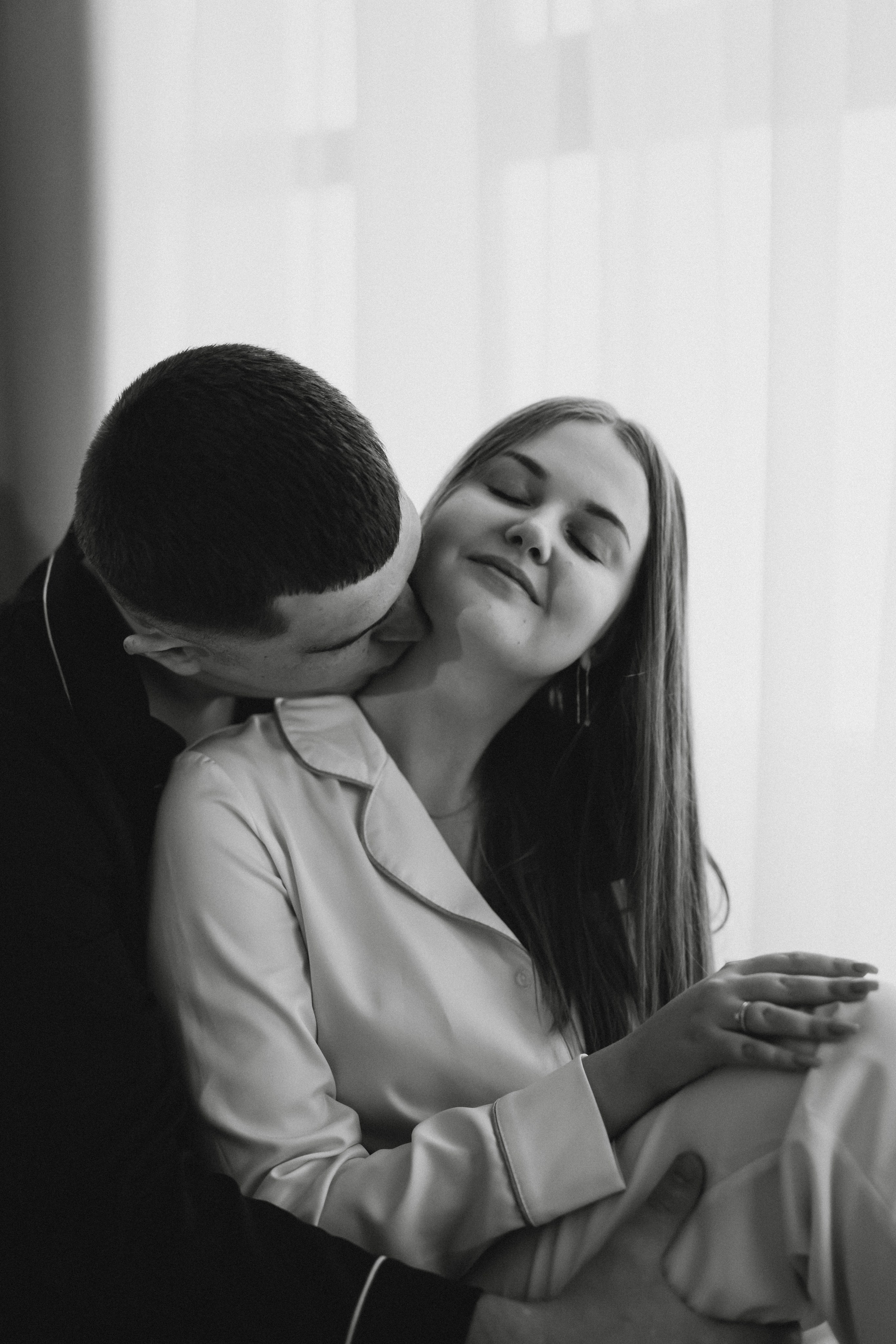 Lovestory в отеле «Кандинский». Фотограф Зеленоградск Красильникова Елена