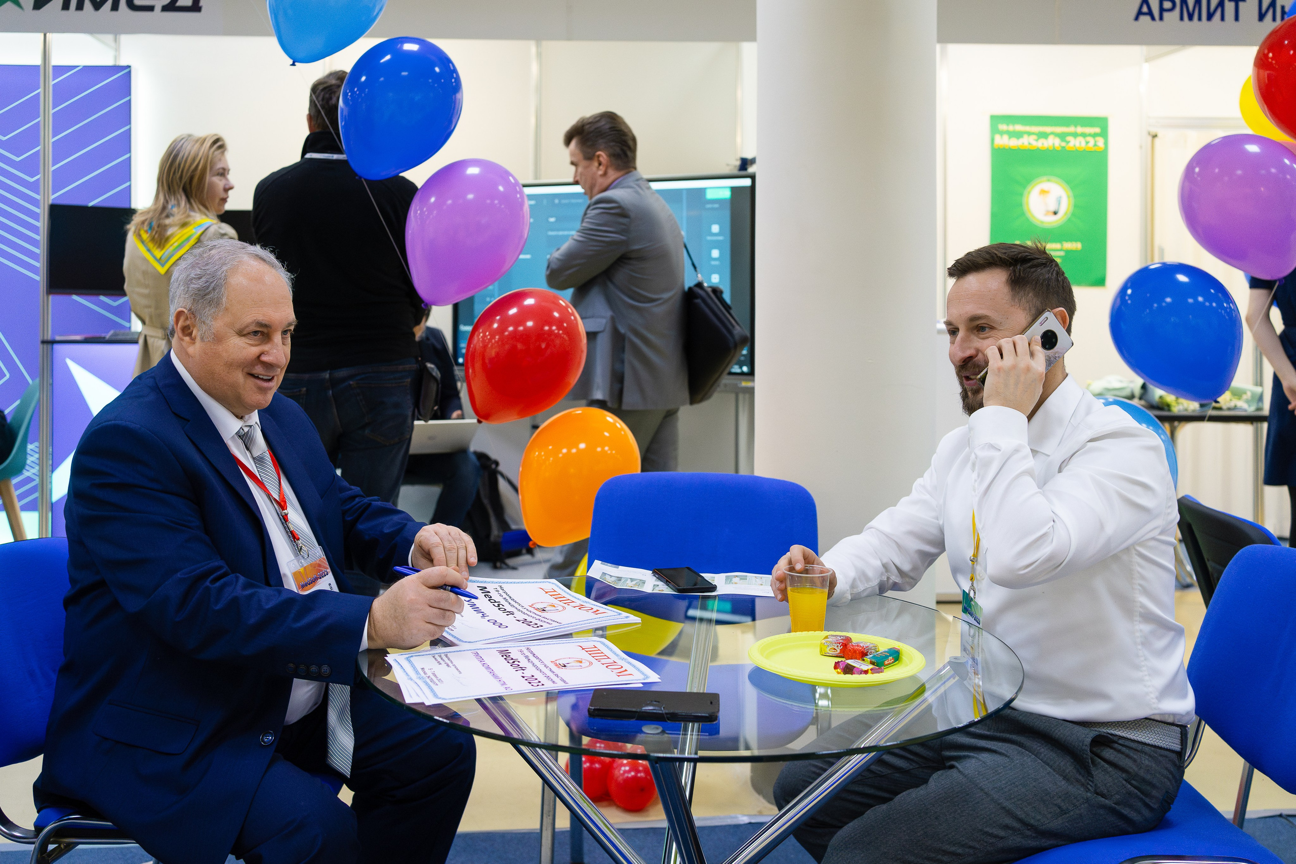 Фотограф b2b фотосъемка b2b фотограф на выставку конференцию форум. Фотограф b2b на выставки, конференции, форумы в Москве