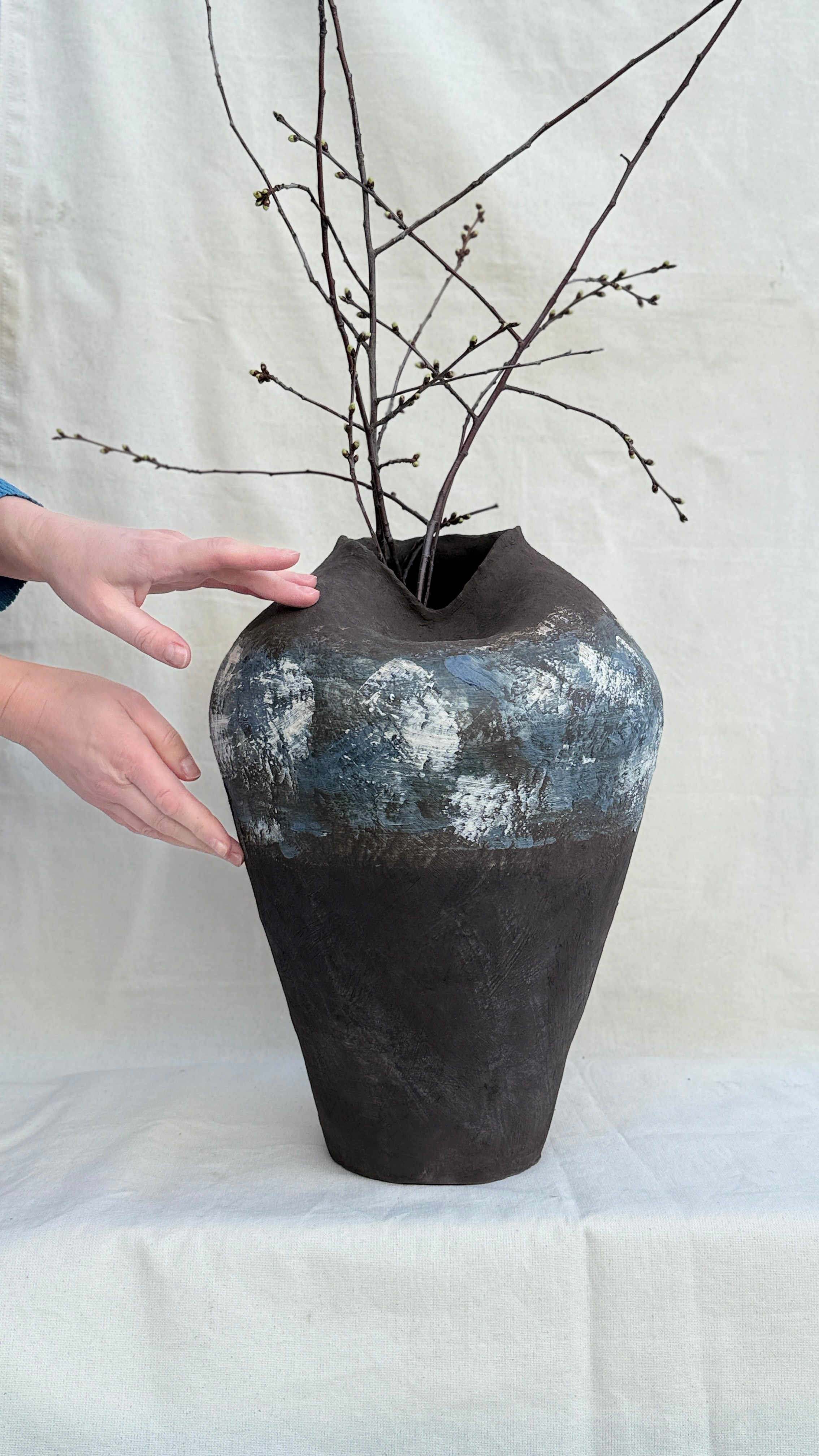 Ваза «Земля и небо». Арт-керамика Катерины Жизневской