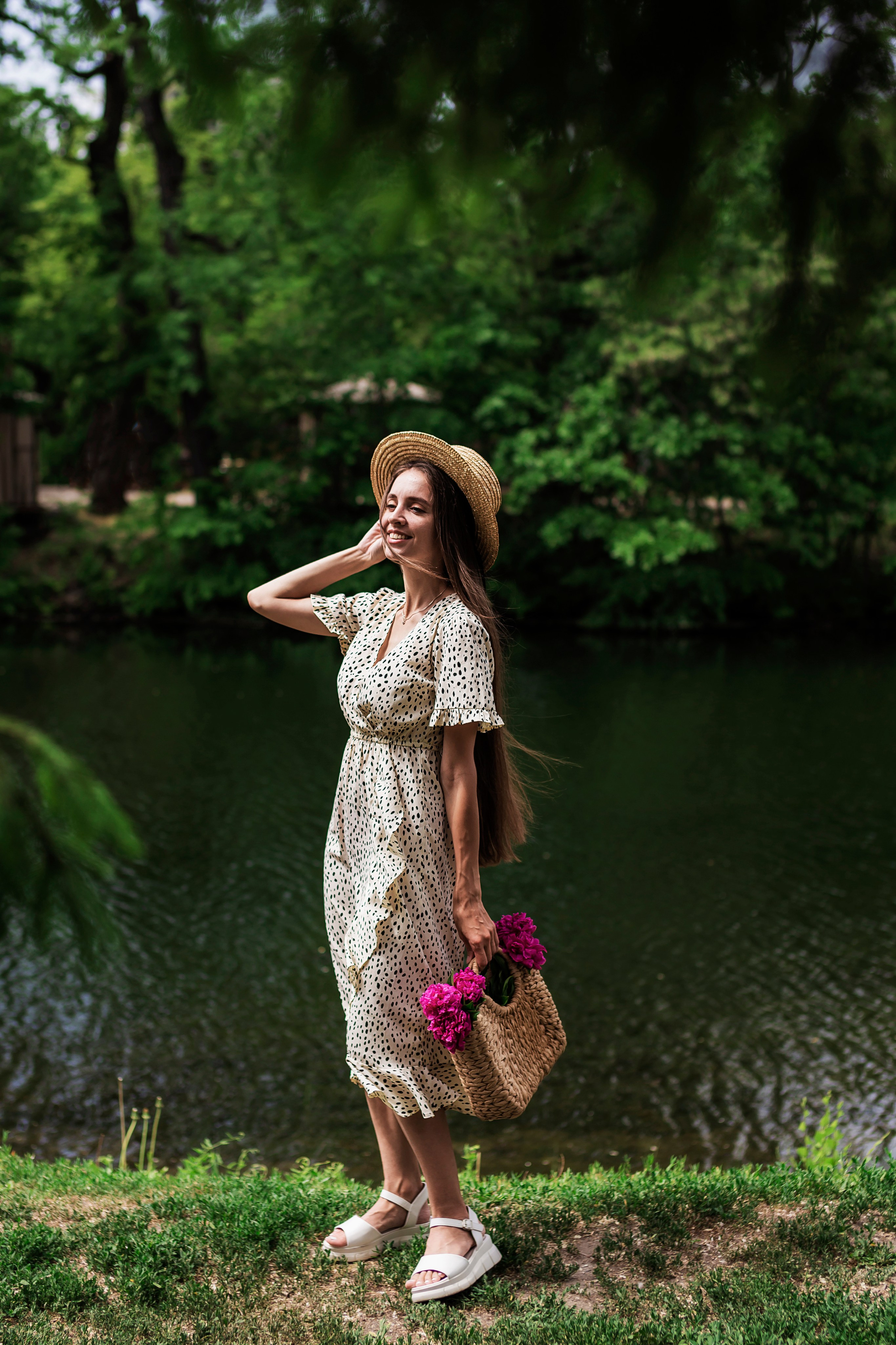 Фотосессия с пионами. Семейный фотограф в Саратове