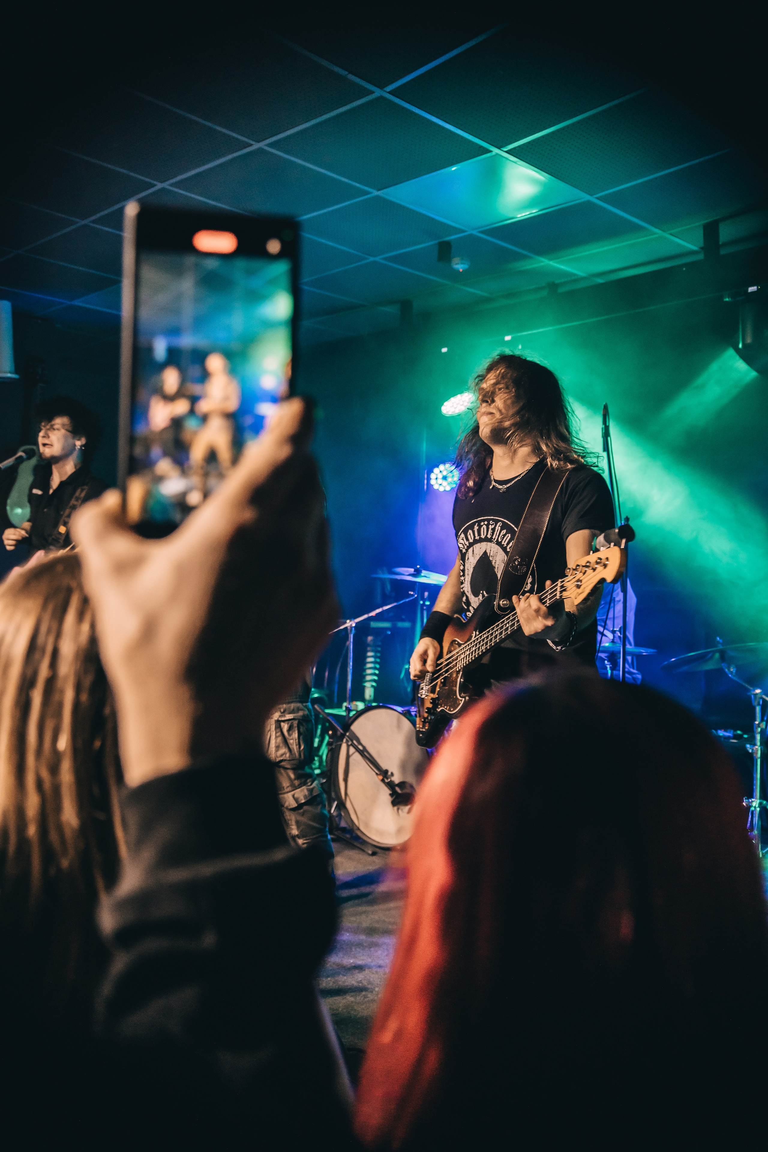 Потомучто. Красноярск, 28.02.2025, бар 64/6. Фотограф Регина Крикунова г. Красноярск