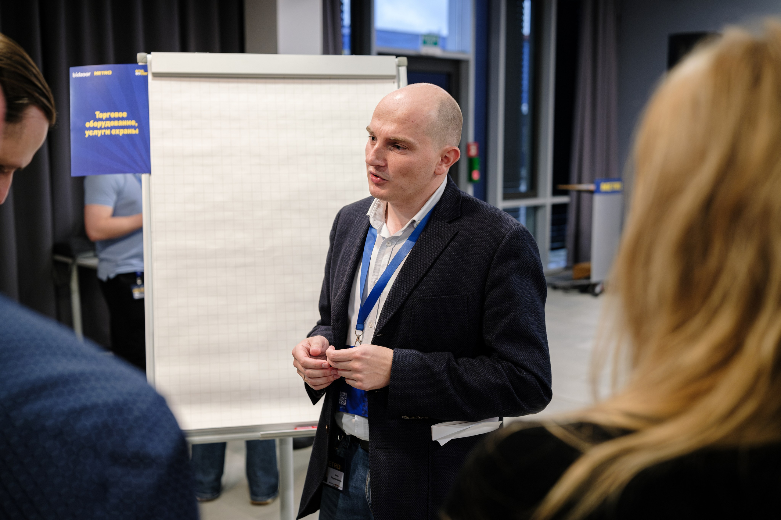 METRO. Репортажный и портретный фотограф в Москве Илья Спиридонов