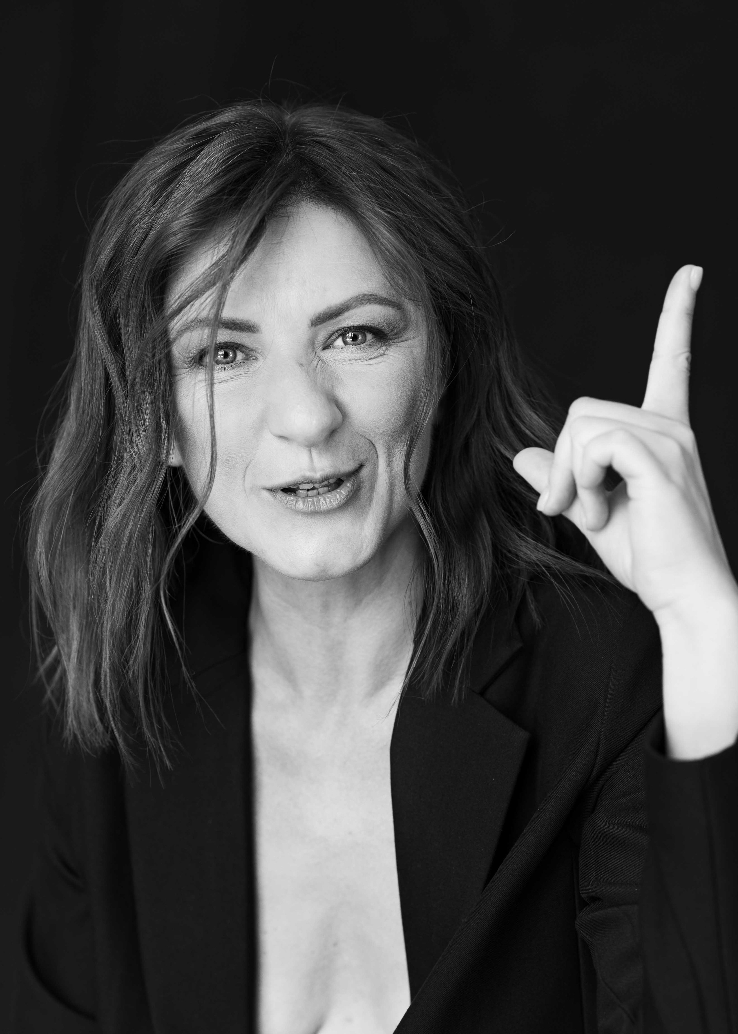 Женский портрет 35+. Женский портретный фотограф 35+ Воронеж. Добро пожаловать в магию ЧБ портрета