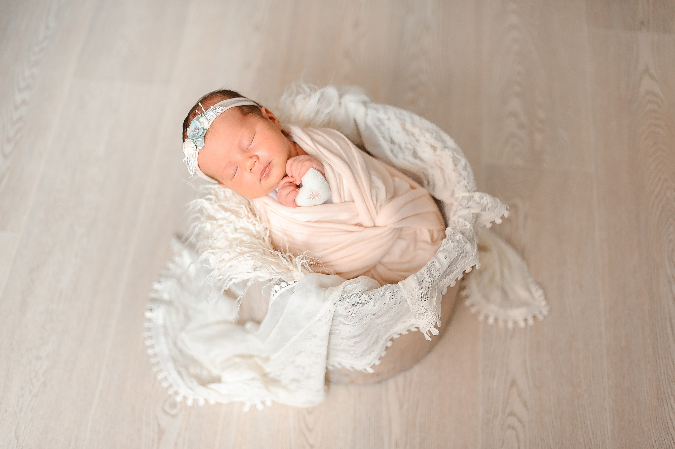 Ксюша, 9 дней. Фотограф новорождённых в Йошкар-Оле Ильмира Сидоркина