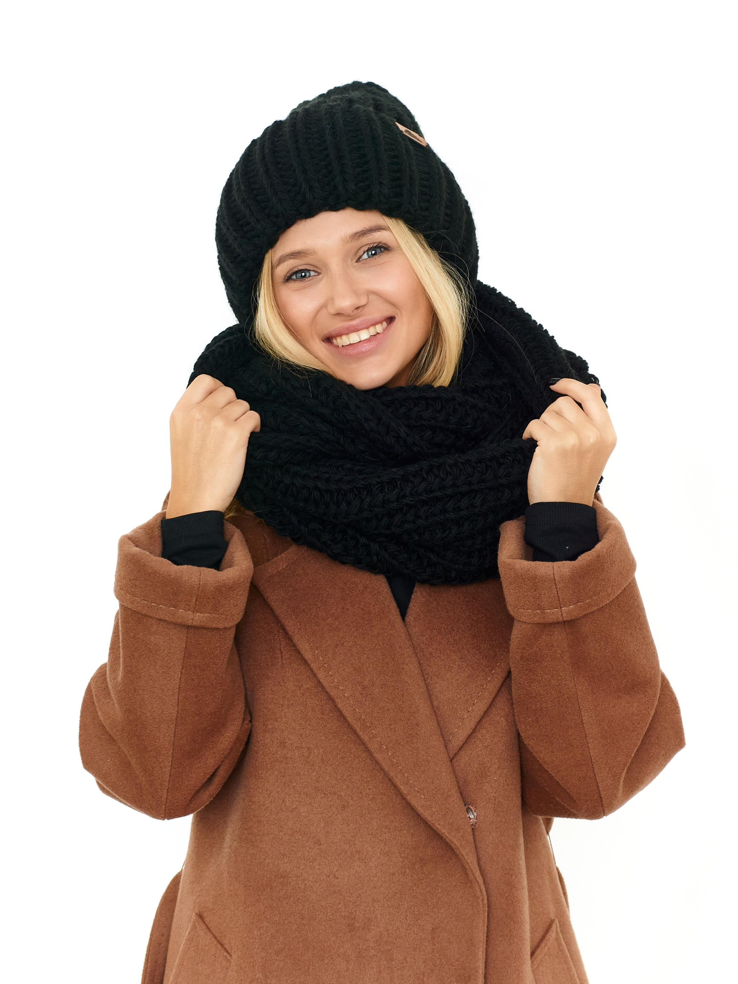 Головные уборы/шарфы. Главная