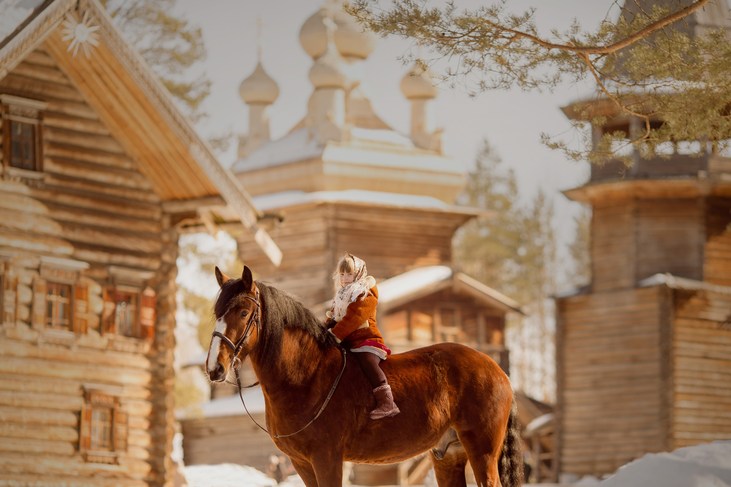 Детские фото с лошадью в русско-народном стиле