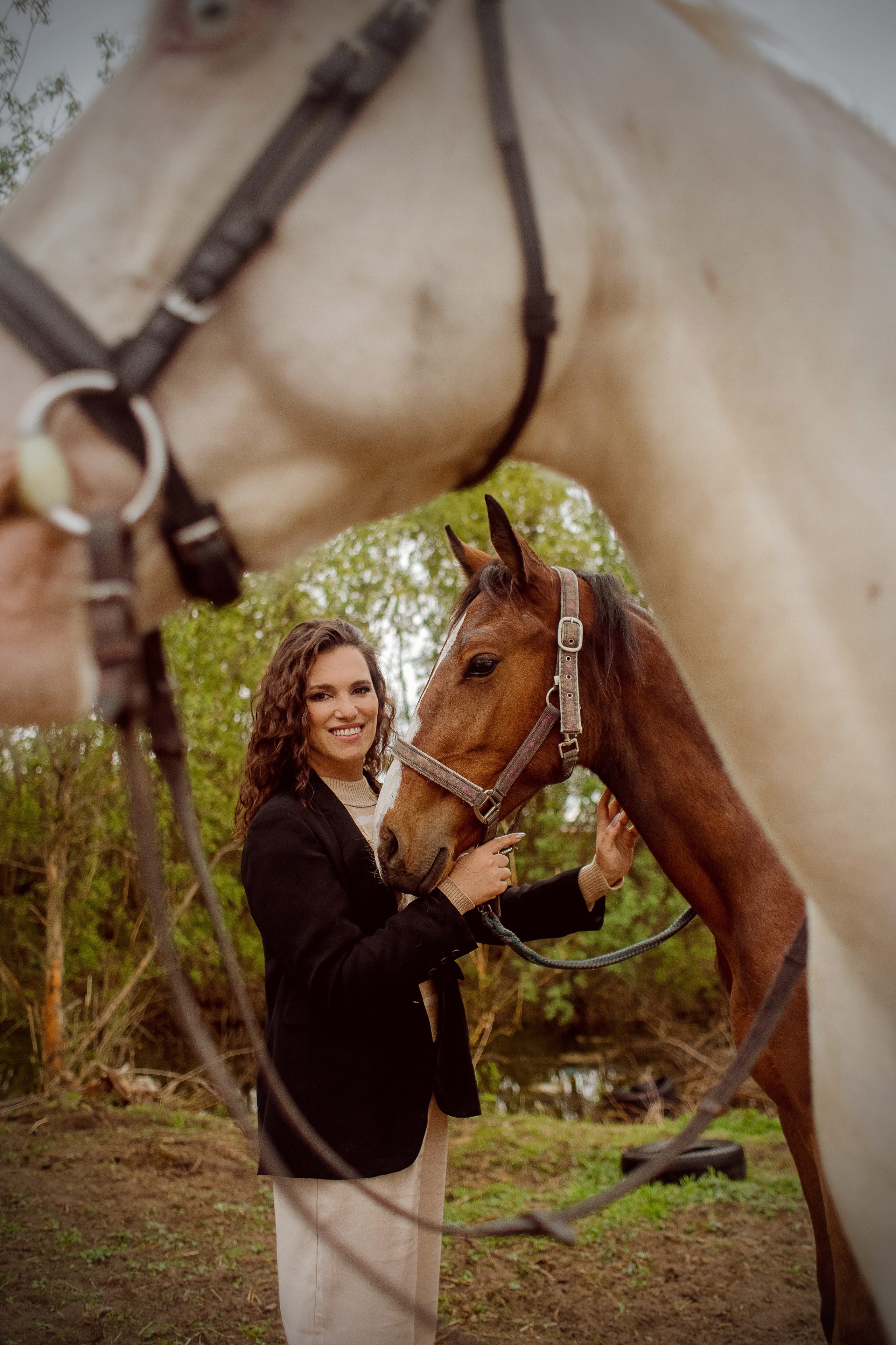 Фотосессия с двумя лошадьми