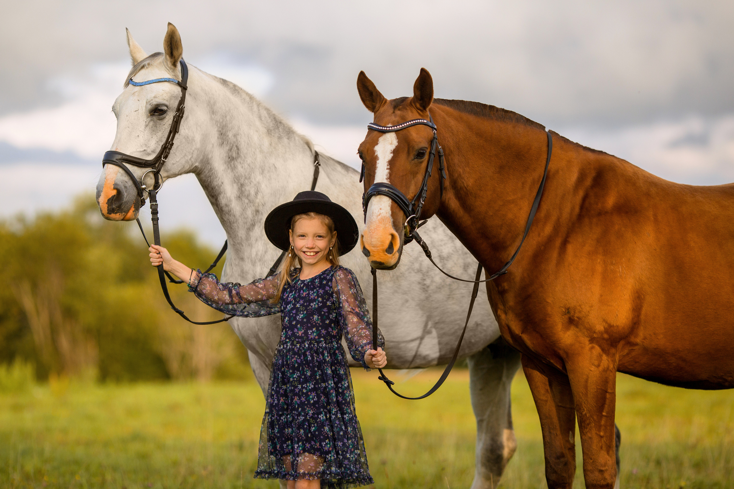 Детская фотосессия с лошадьми