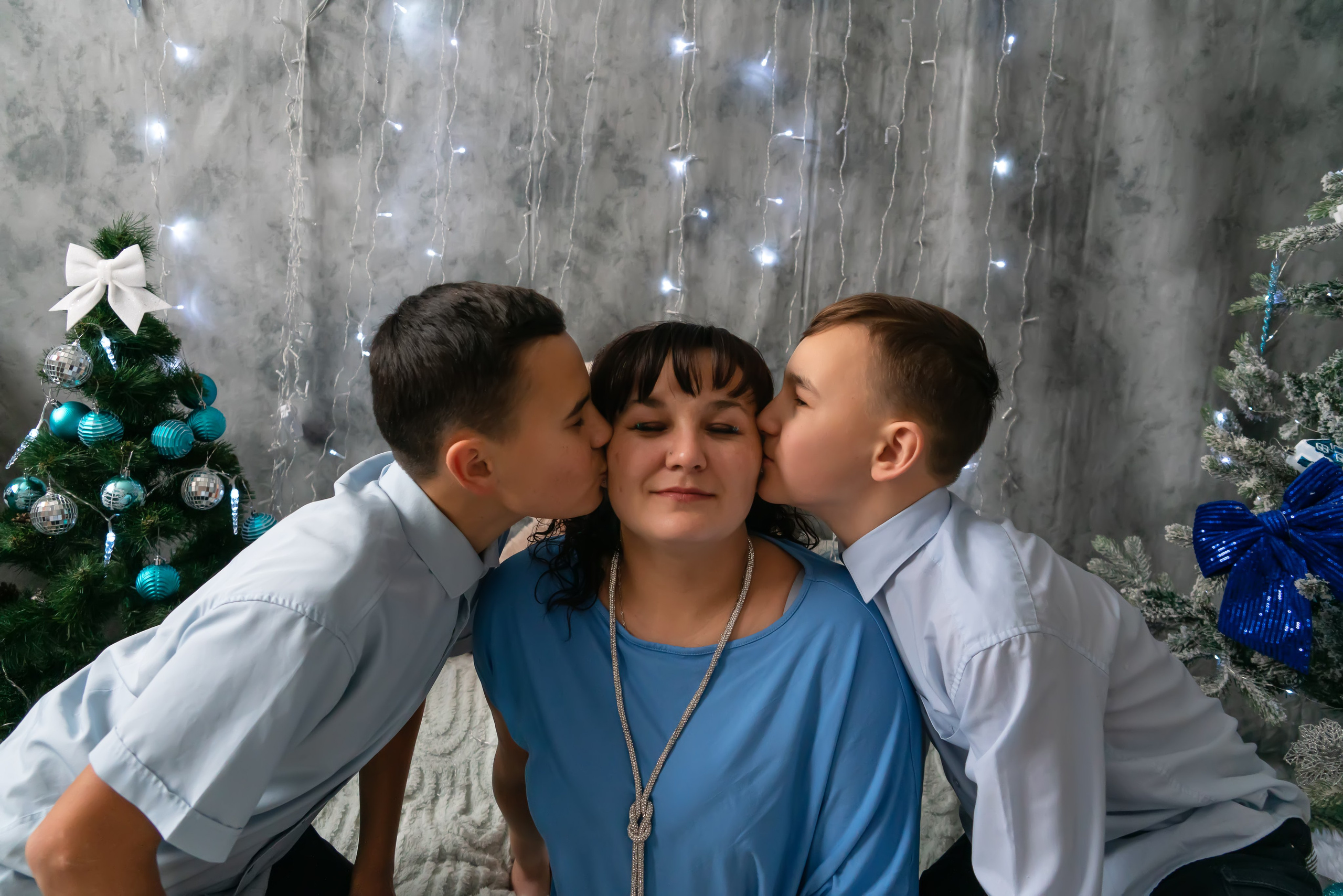 Семейная новогодняя съемка. Семейный и детский фотограф Тула Ясногорск Тульская область Надежда Кукушкина