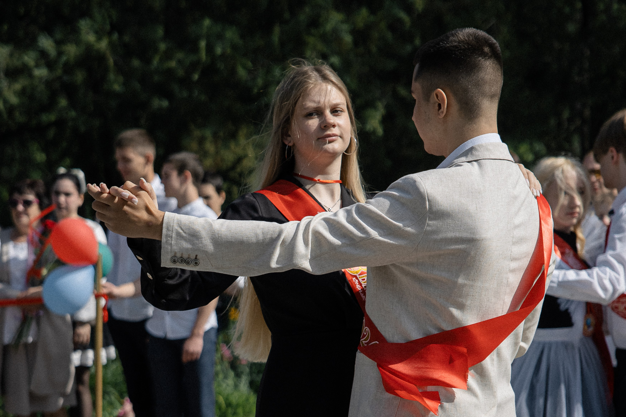Последний звонок — линейка. Свадебный фотограф Роман Еремеев