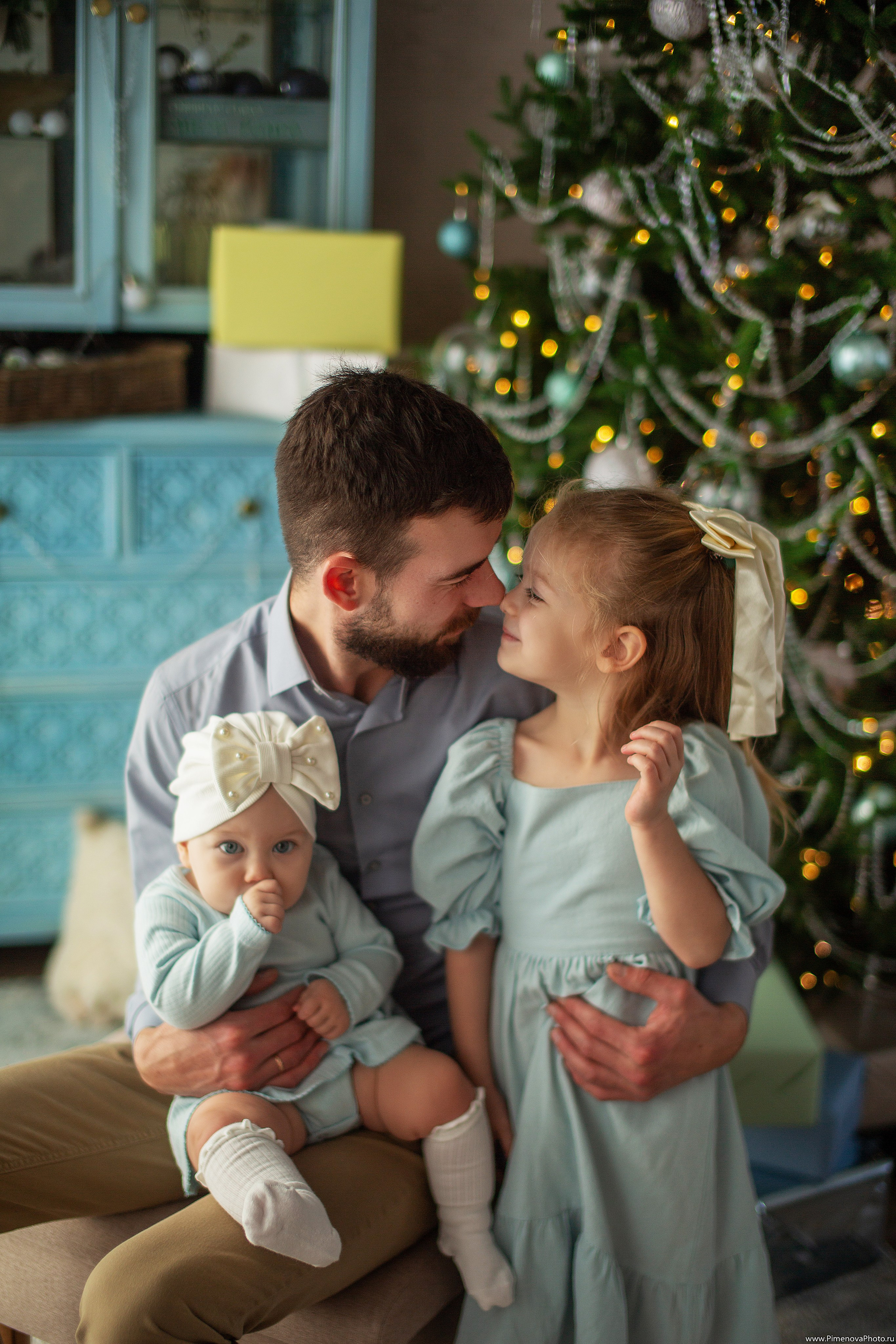 Новогодняя история: Ариана и Амелия. Семейный и детский фотограф в Петрозаводске