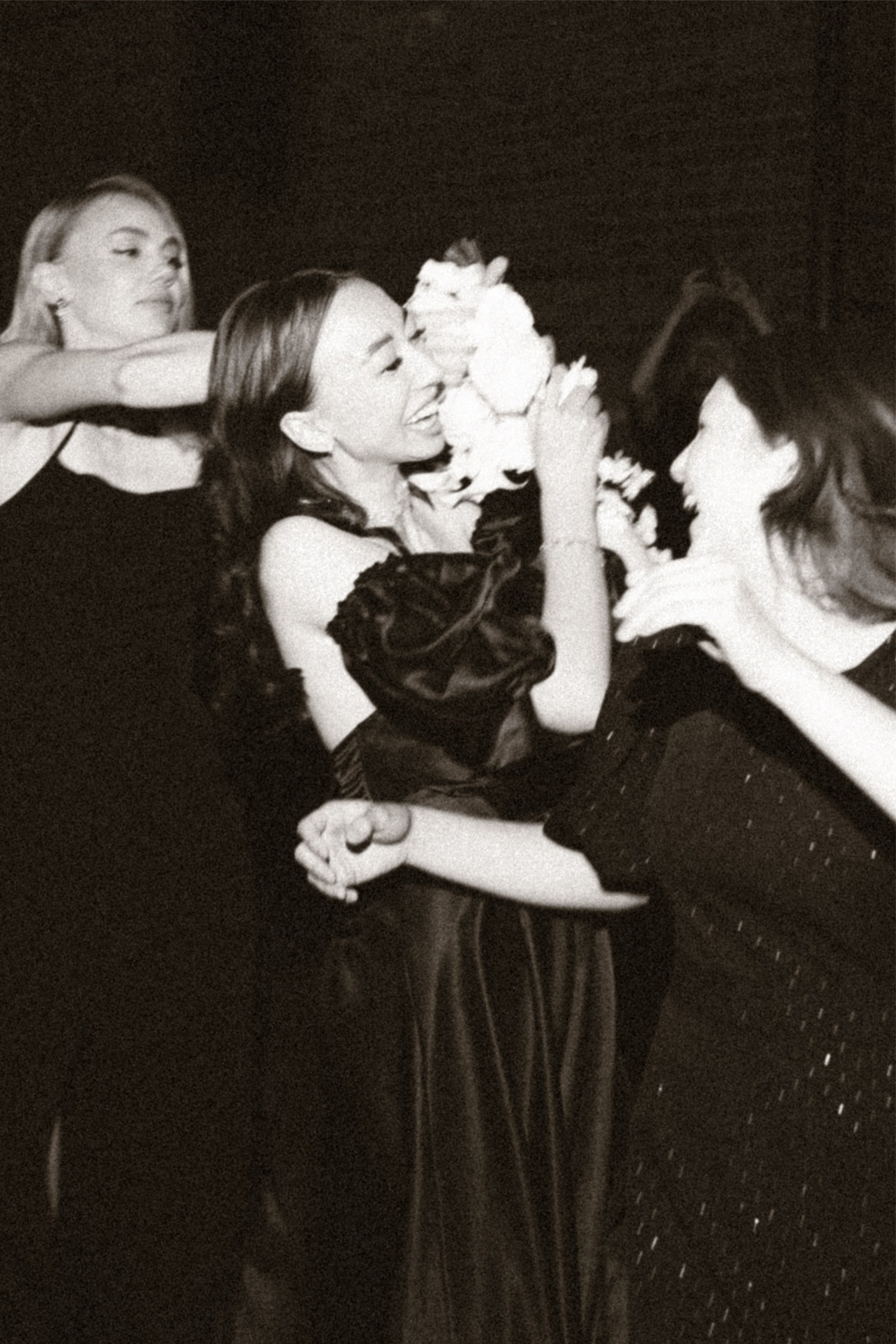 Влюбленные взгляды. Свадебный фотограф Кемерово Томск Новосибирск