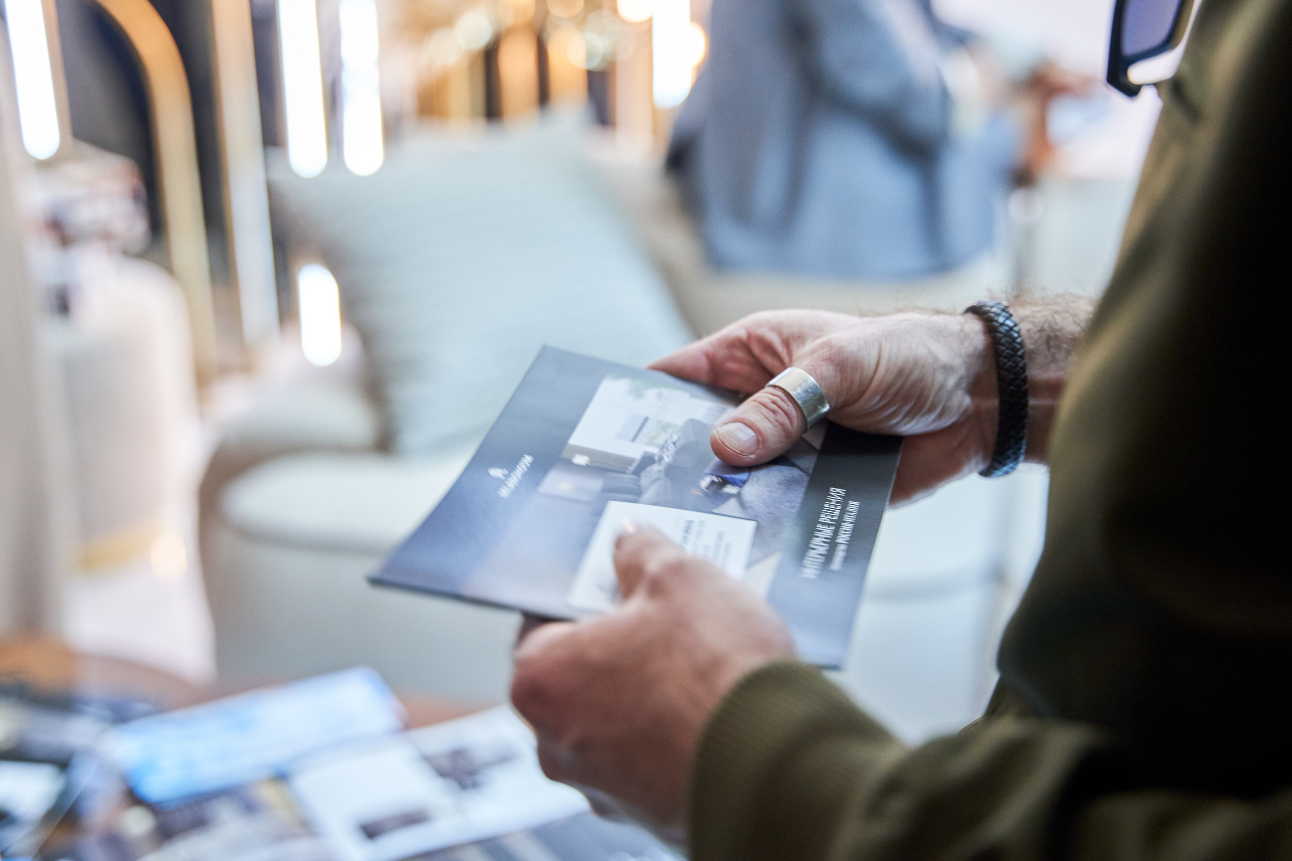 Выставка мебели MilanaHome. Фото и видео съемка в Сочи Адлере Красной поляне