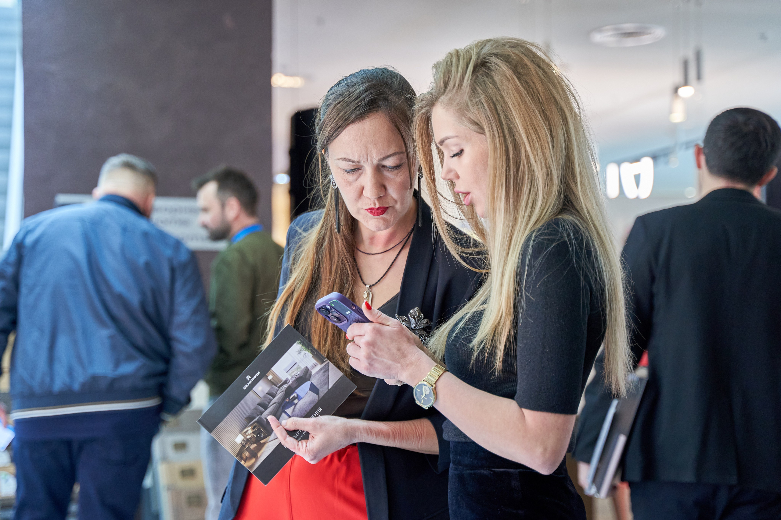 Выставка мебели MilanaHome. Фото и видео съемка в Сочи Адлере Красной поляне