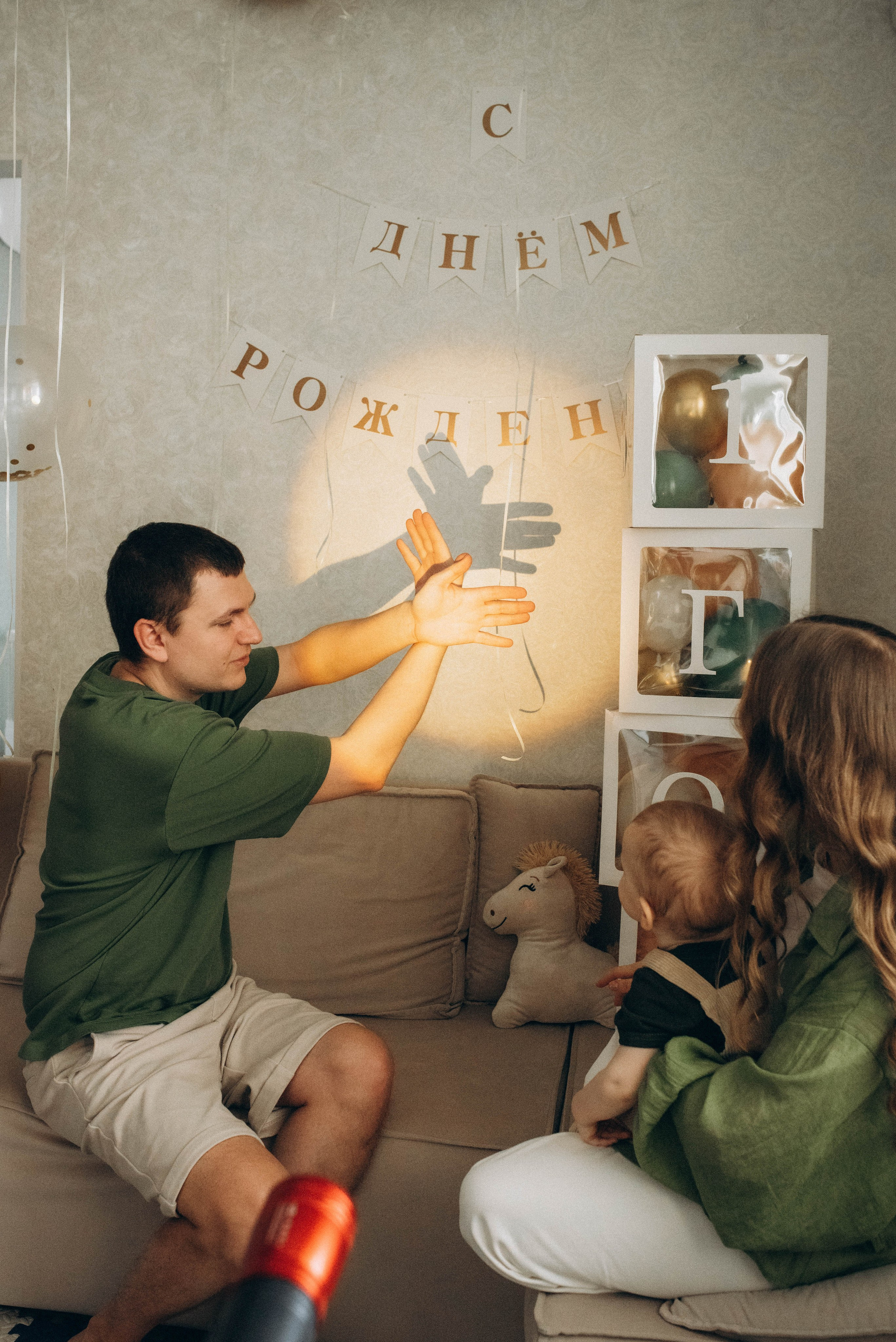 Семейная фотосессия ко дню рождения малыша. Семейный фотограф в Железнодорожном Масаева Елена