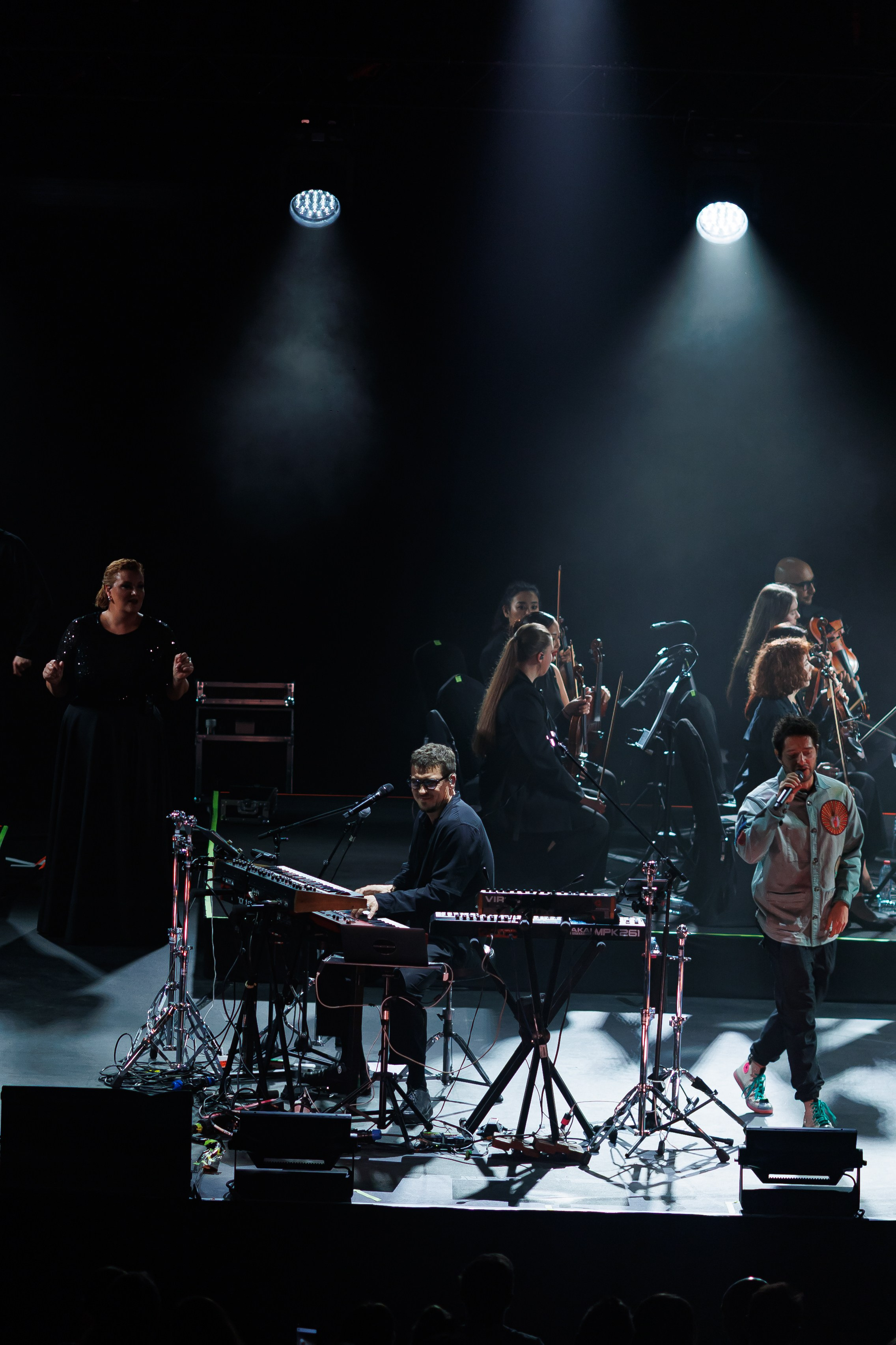 Concert Photography in Dubai — Anton Belyaev Live Performance. Evgen Yatsenko — Photographer in Dubai