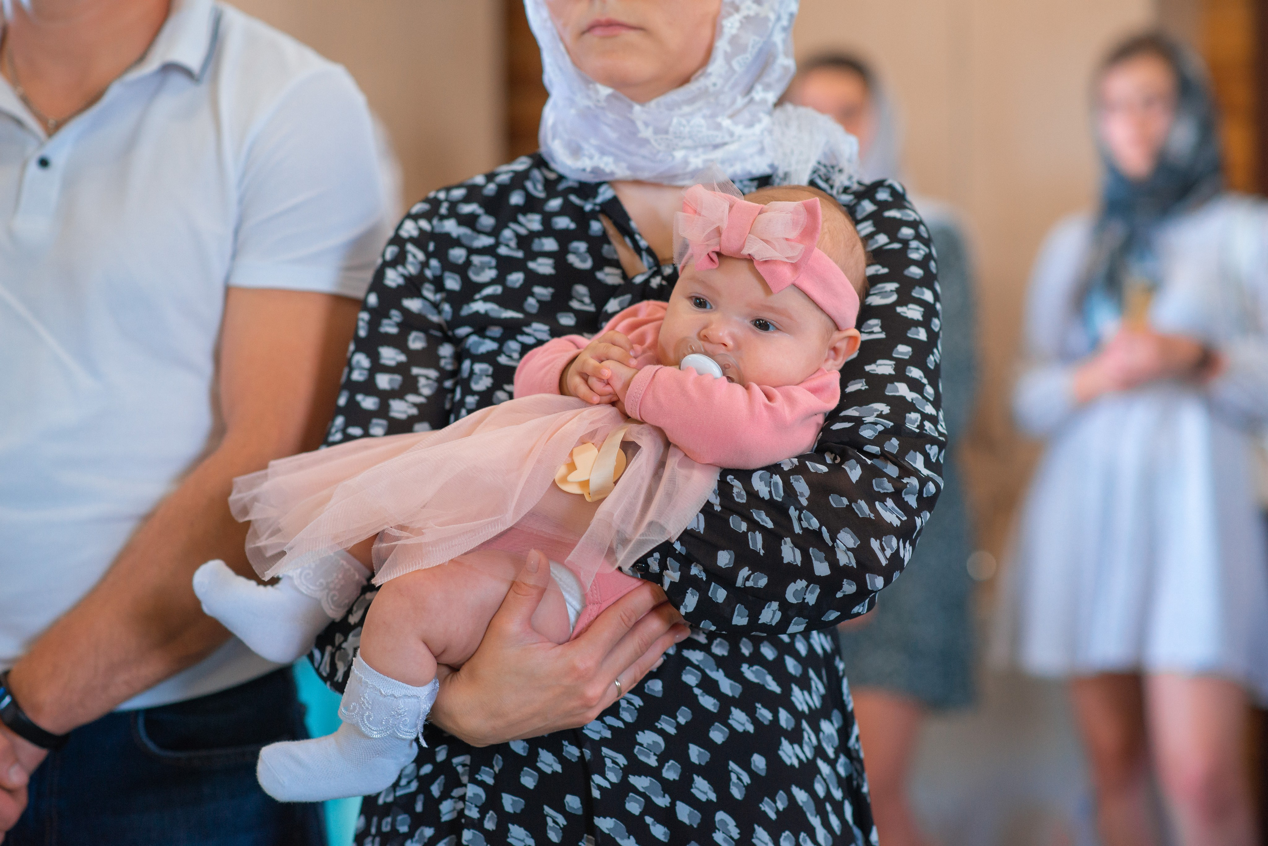 Крещение сестрички хр. Николая Японского. Семейный фотограф на выписку из роддома и крещение Минск Настя Гришук