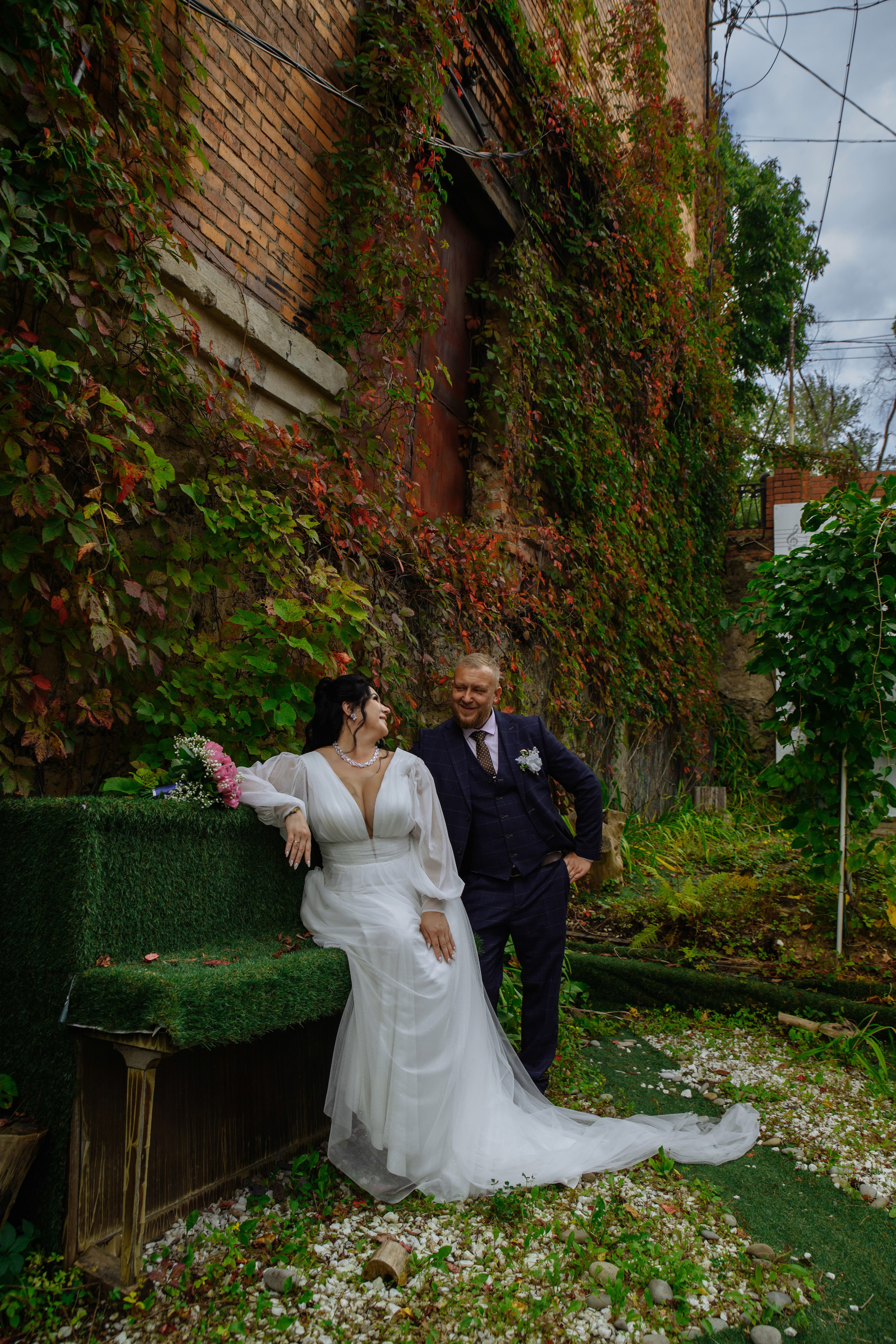 Татьяна и Николай 25.09.25. Фотограф Ярмишко Дарья. Выпускные фотокниги