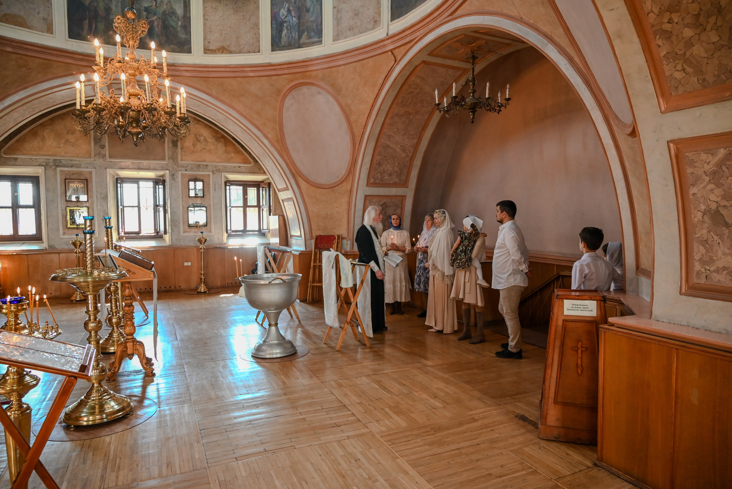 Крещение мама Анна. Семейный и детский фотограф Москва