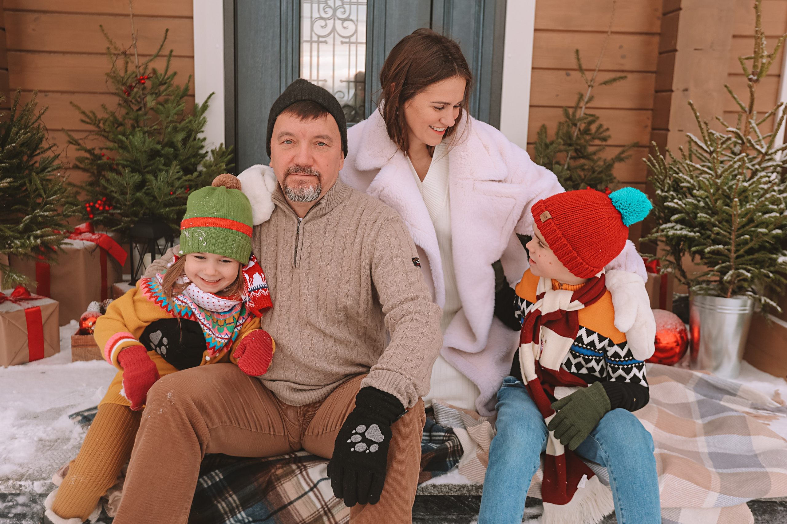 Новогодние традиции. Семейный фотограф Тюмень, фотограф на роды Салмина Мария