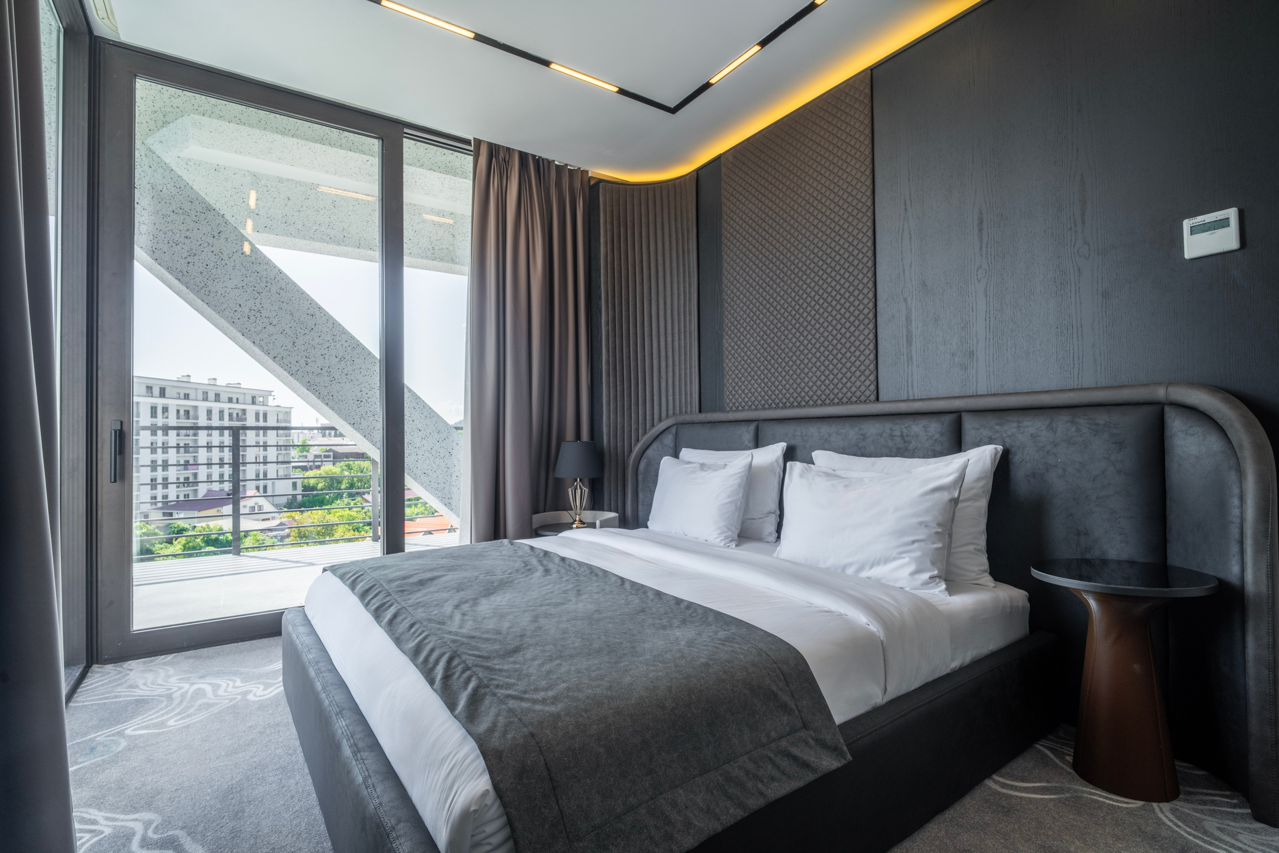 Riviera. Главная