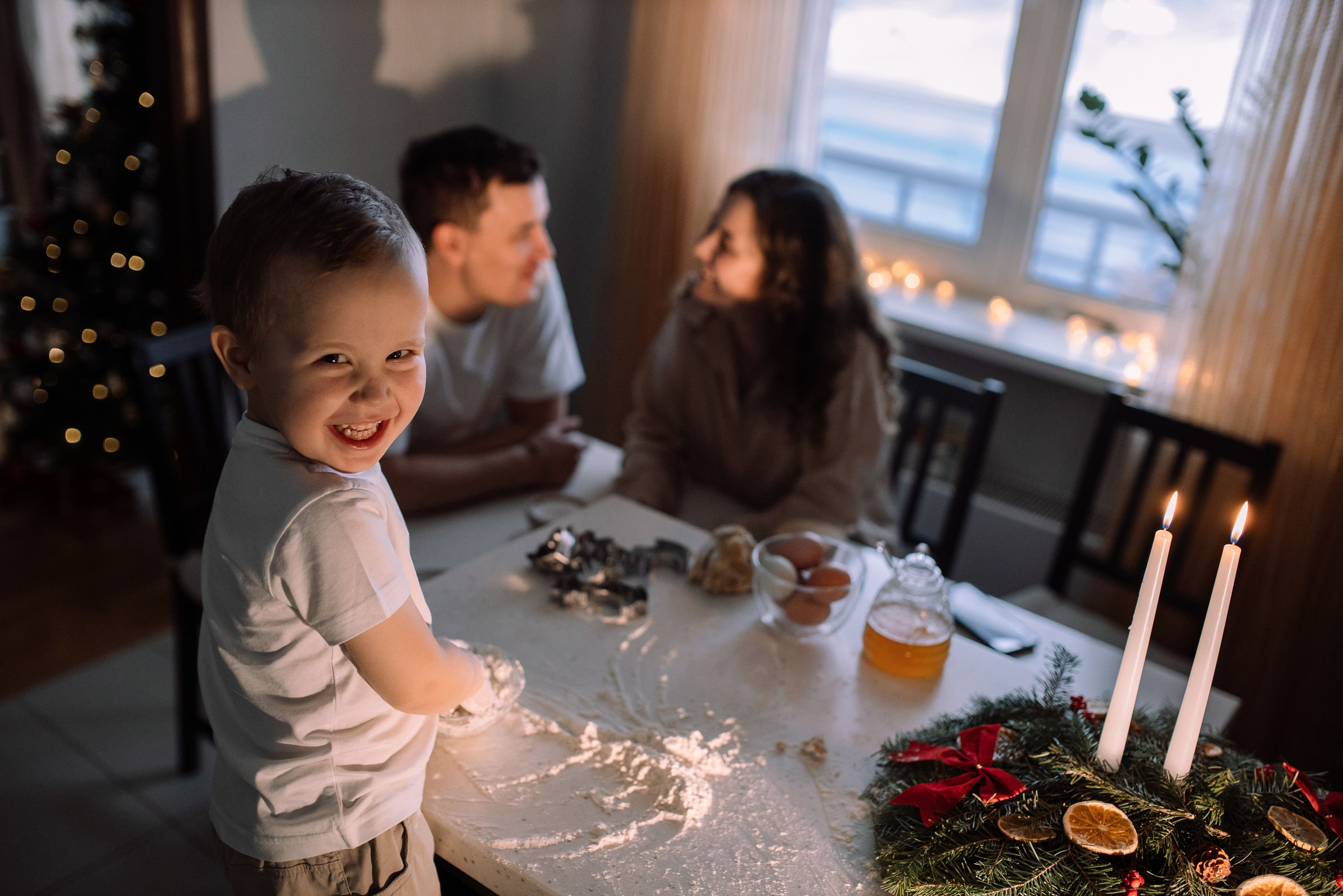 Мария с семьей. Семейный фотограф Трусова Евгения в Екатеринбурге