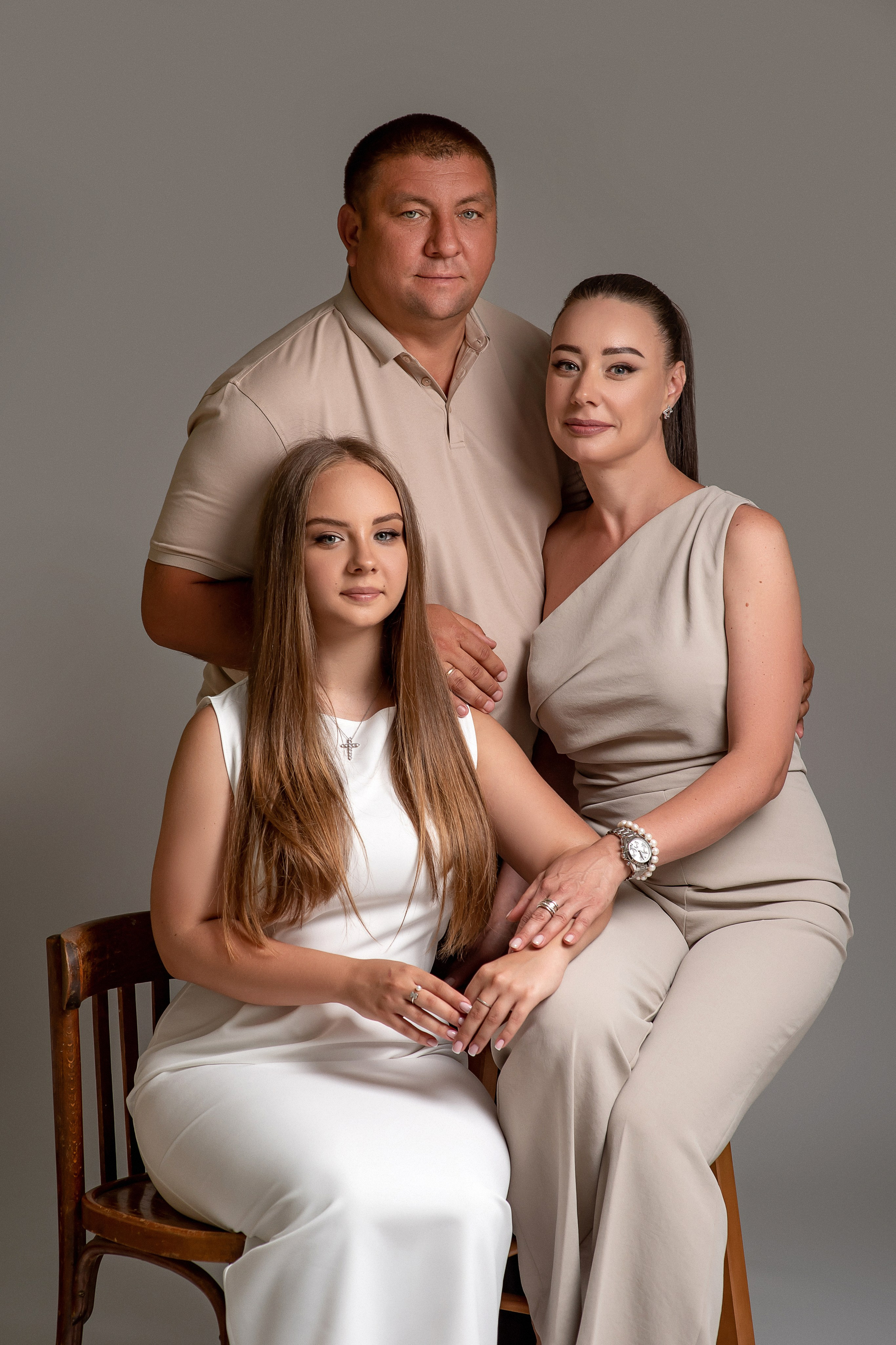 Выпускной для Насти — семейная 2024. Семейный и детский фотограф Наталья Горда