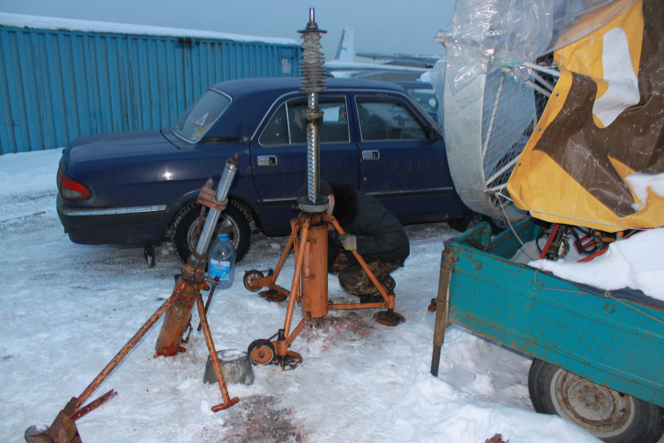 Ил-14Т «Голубая Мечта» работы в Тушино (2011 г.). Фотоальбом показывающий увлекательный мир авиации и мир медведей Андрея Иванова