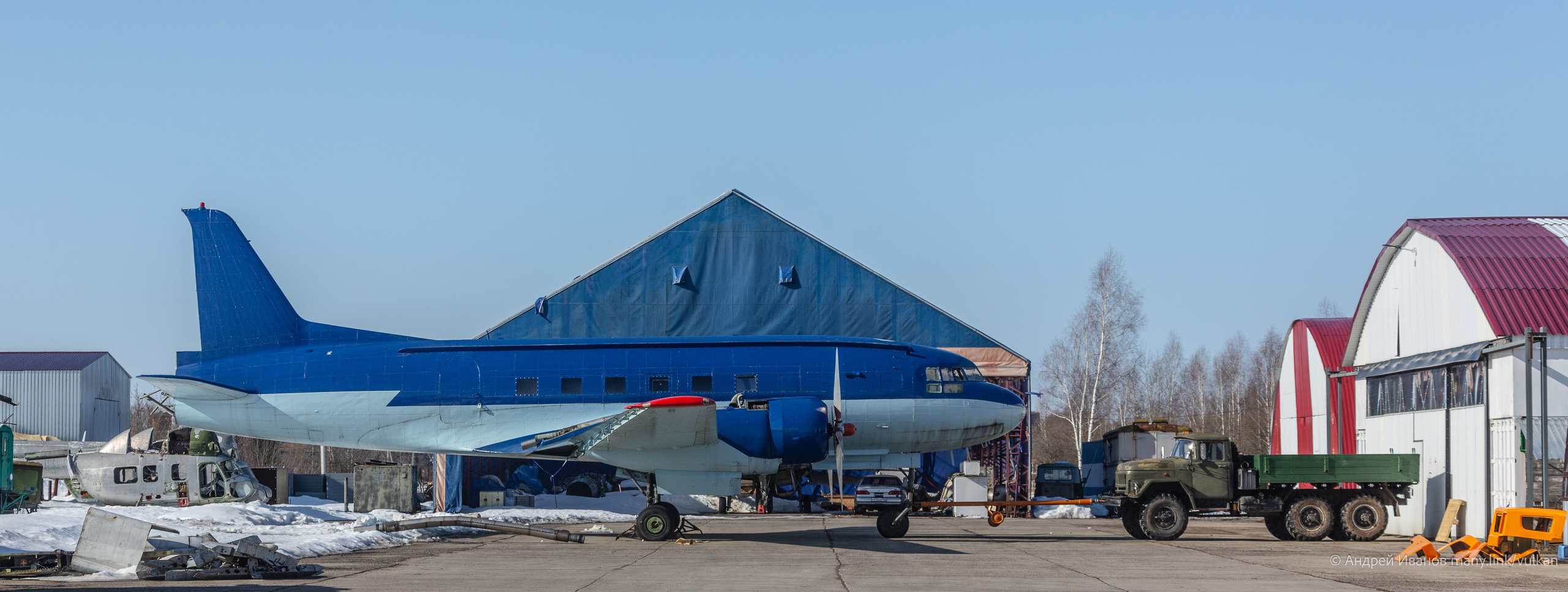 Ил-14Т «Голубая Мечта» (2026 г.). Фотоальбом показывающий увлекательный мир авиации и мир медведей Андрея Иванова