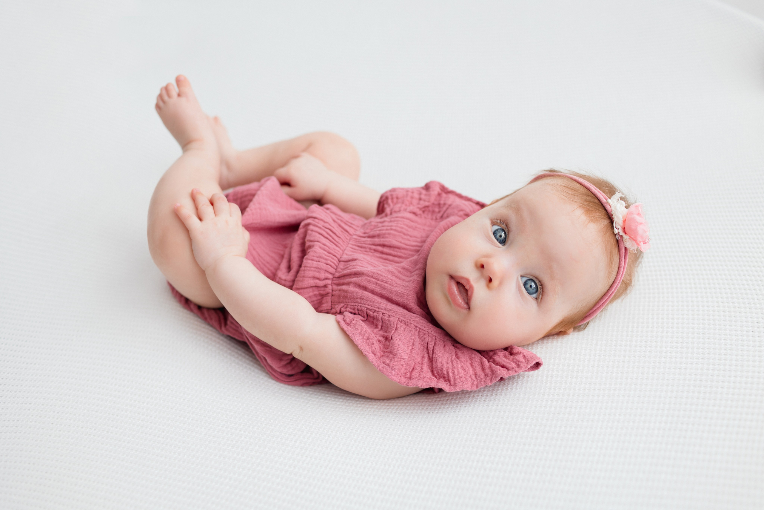 Малыши 3-12 месяцев. Newborn Фотограф в Твери