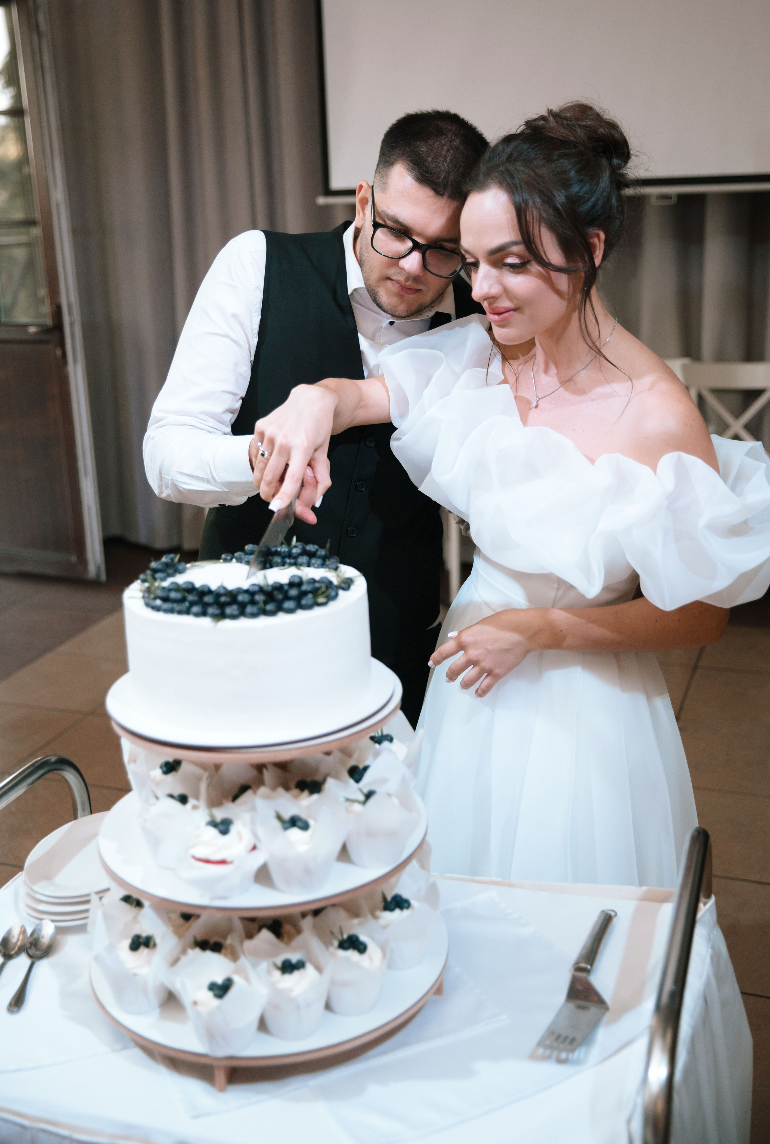Свадьба в Петергофе. Портретный и репортажный фотограф в Санкт-Петербурге Елизавета Я