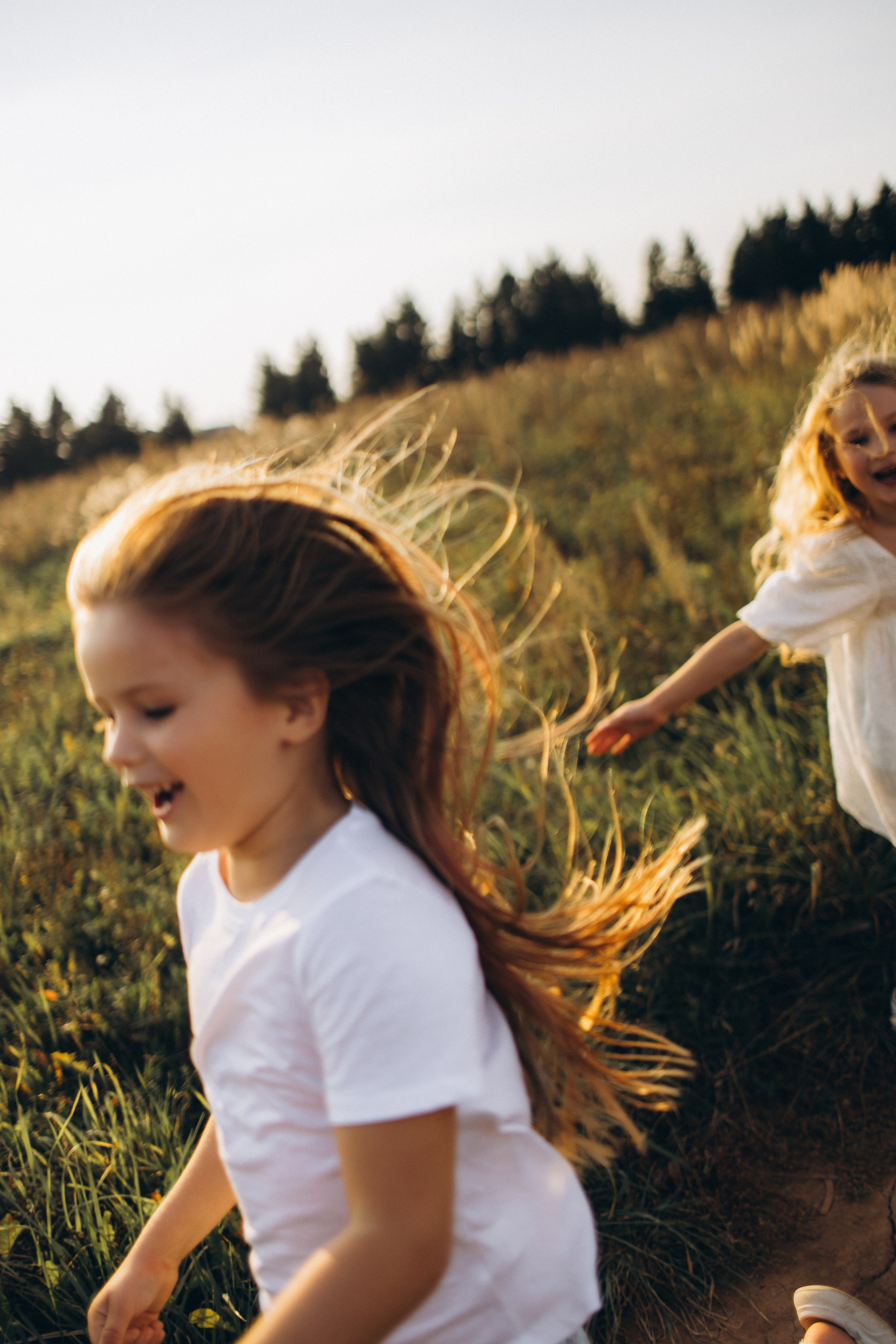 Семейная фотосессия, а природе в поле в Ижевске