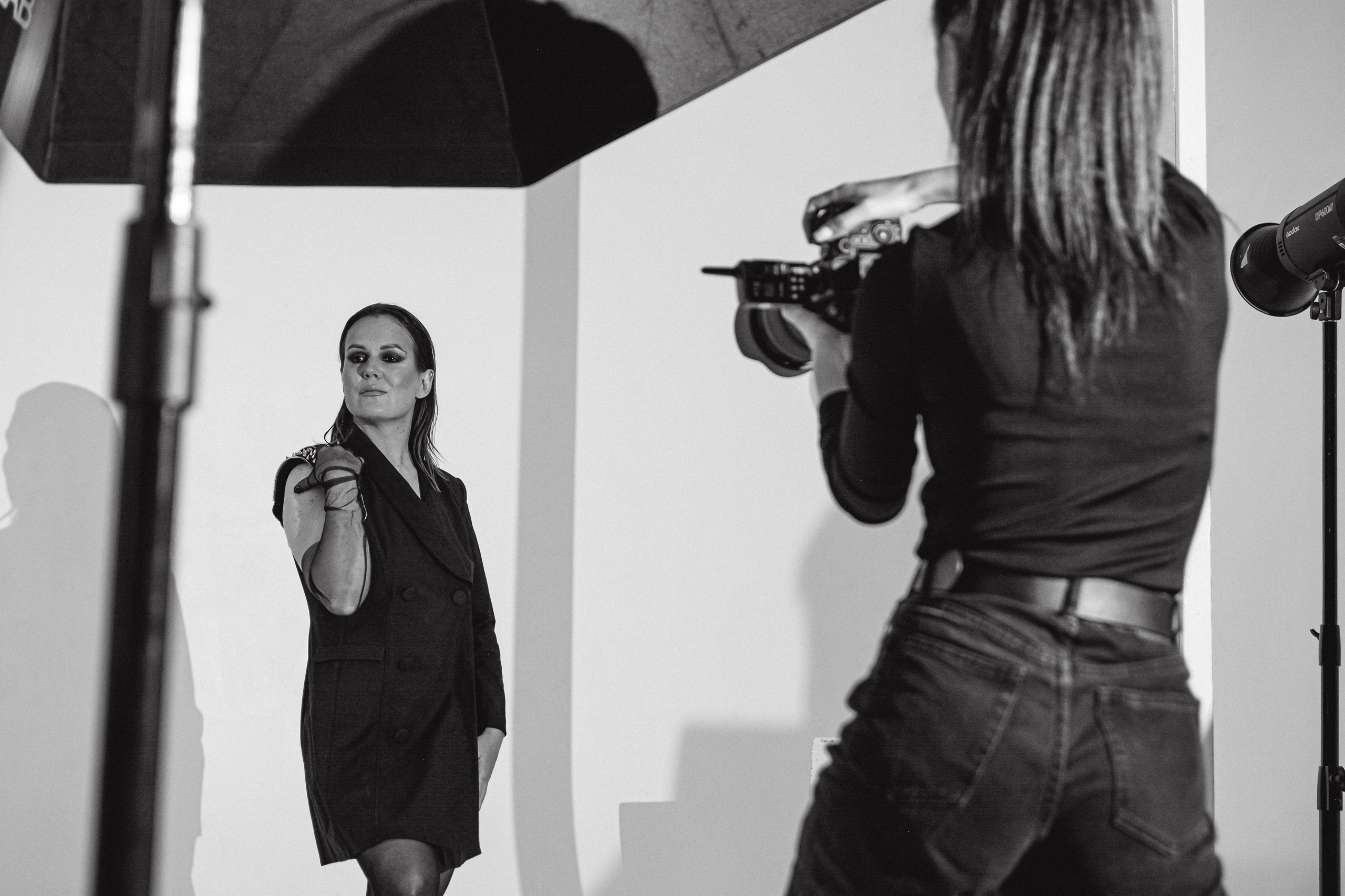 Фэшн-съёмка участниц Миссис Бизнес Гатчина 2023. Портретный фотограф в Санкт-Петербурге Дмитриева Наталия