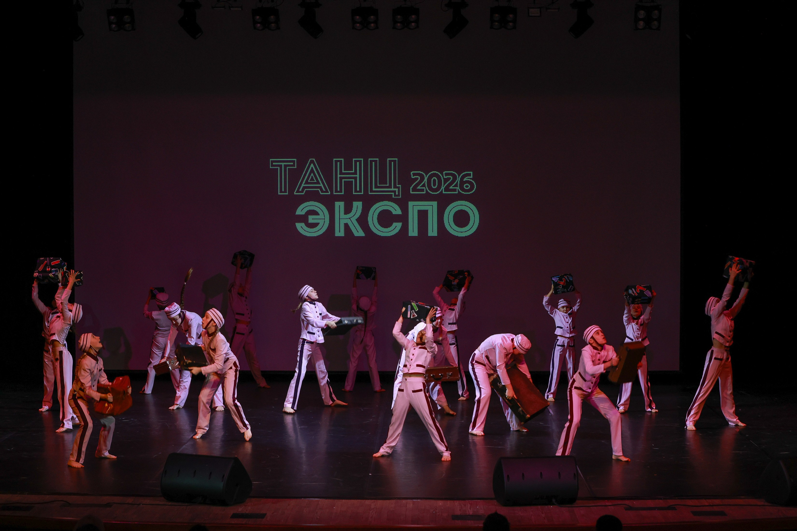 Небесные ласточки на Танц ЭКСПО 2026. Фотограф Юлия Мальцева