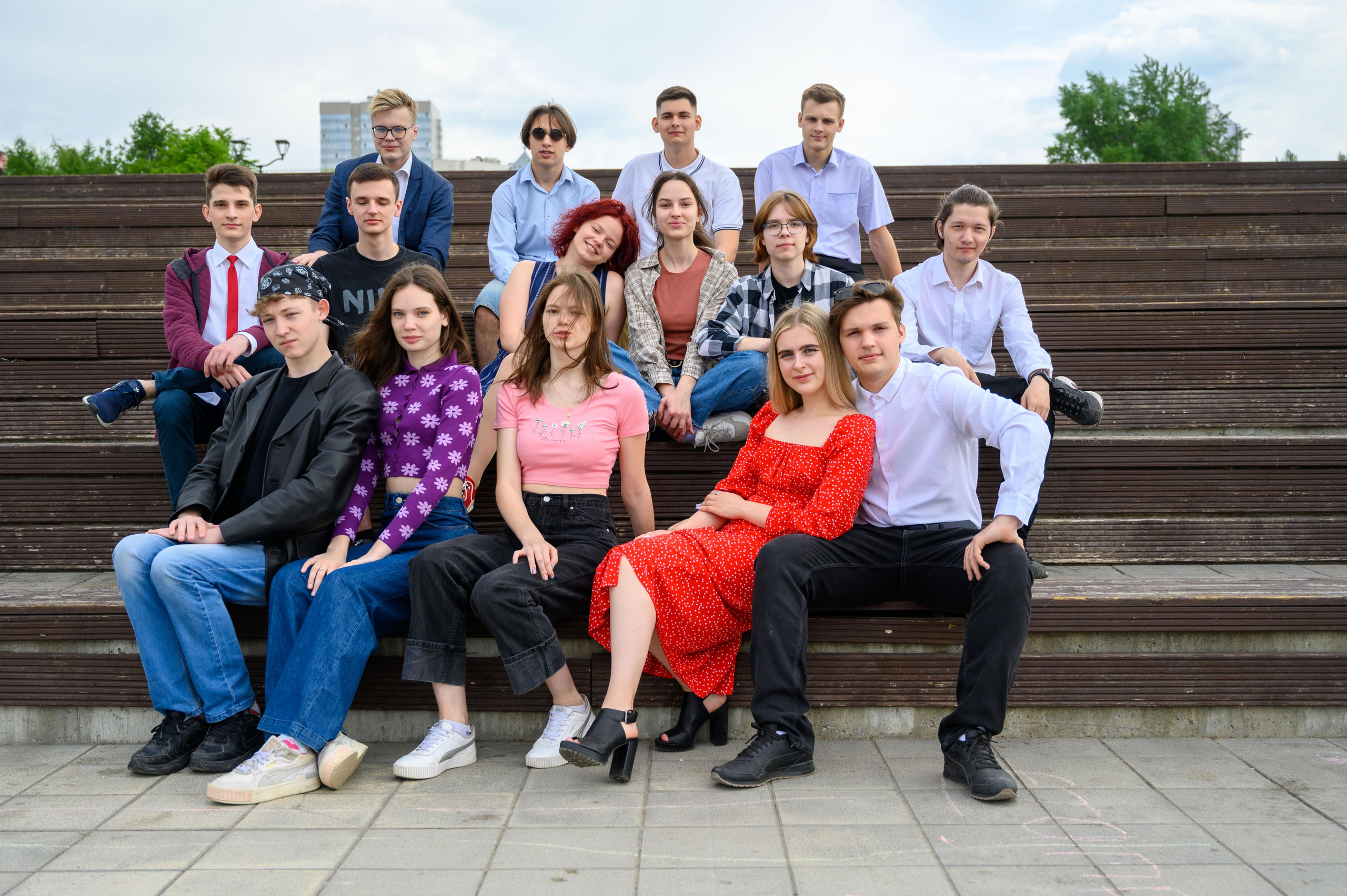 Старшая школа. Выпускные альбомы Новосибирск