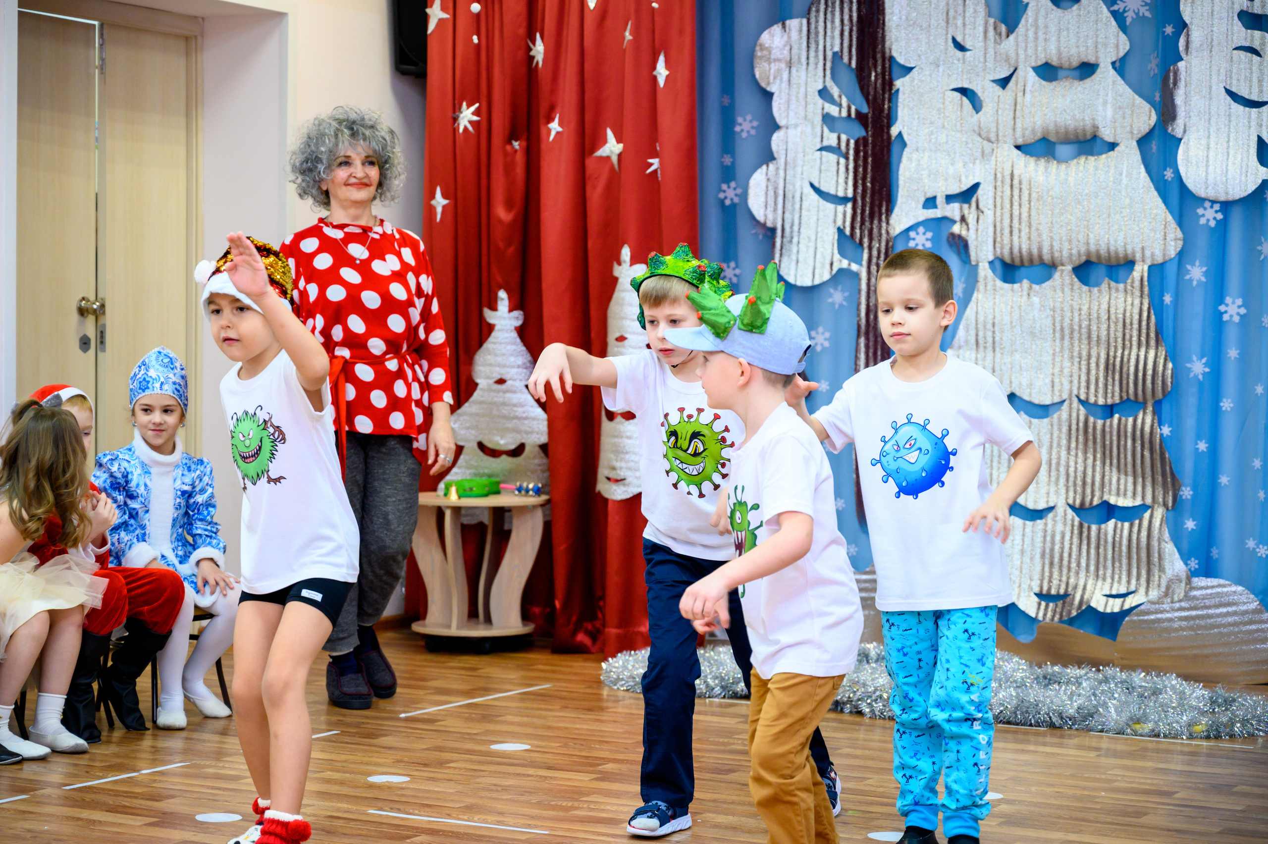 Утренники. Выпускные альбомы Новосибирск