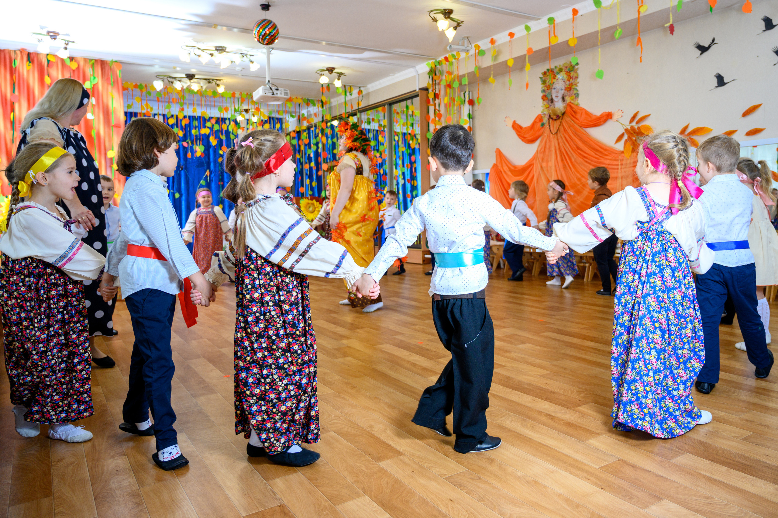 Утренники. Выпускные альбомы Новосибирск