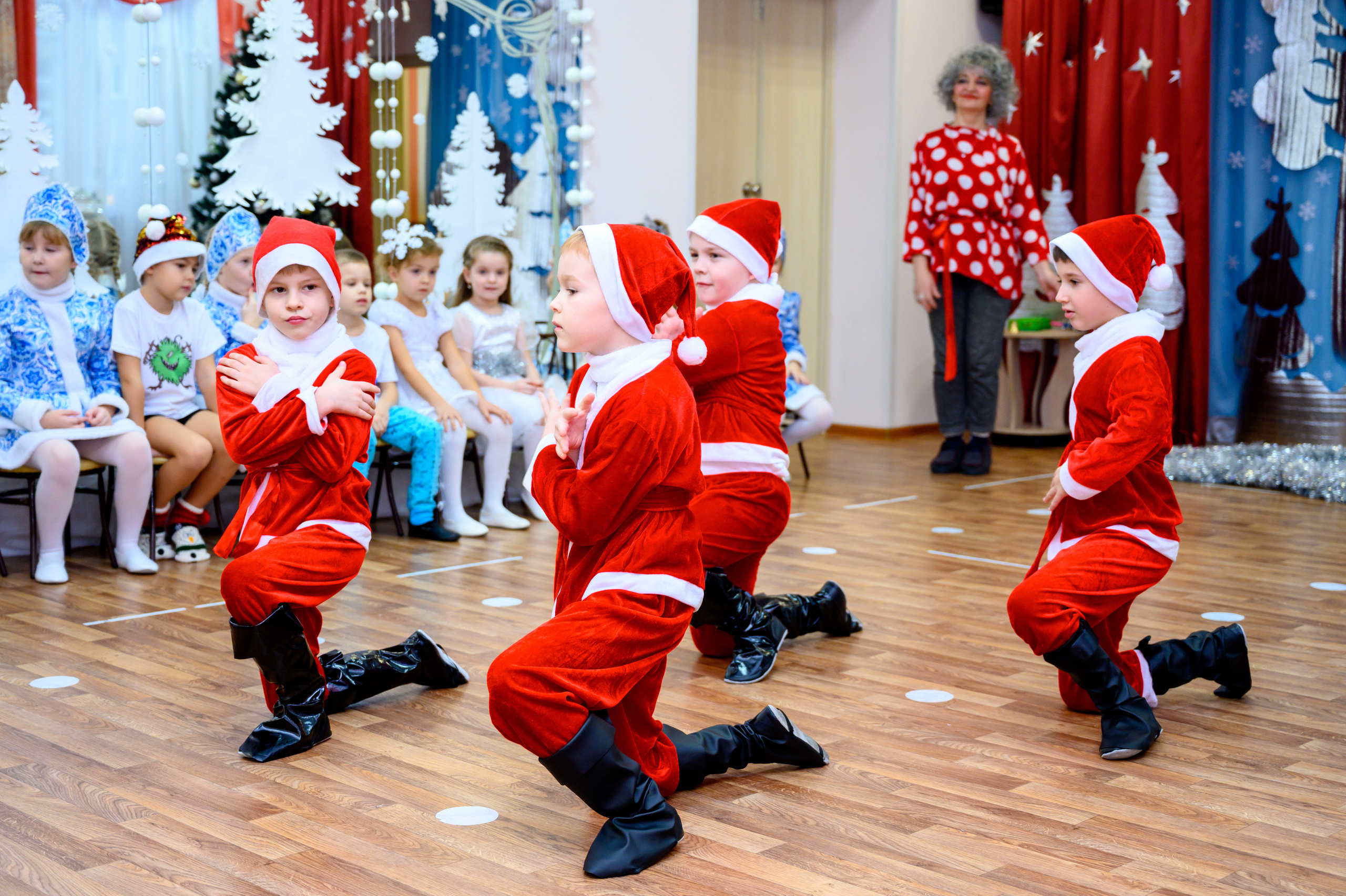 Утренники. Выпускные альбомы Новосибирск